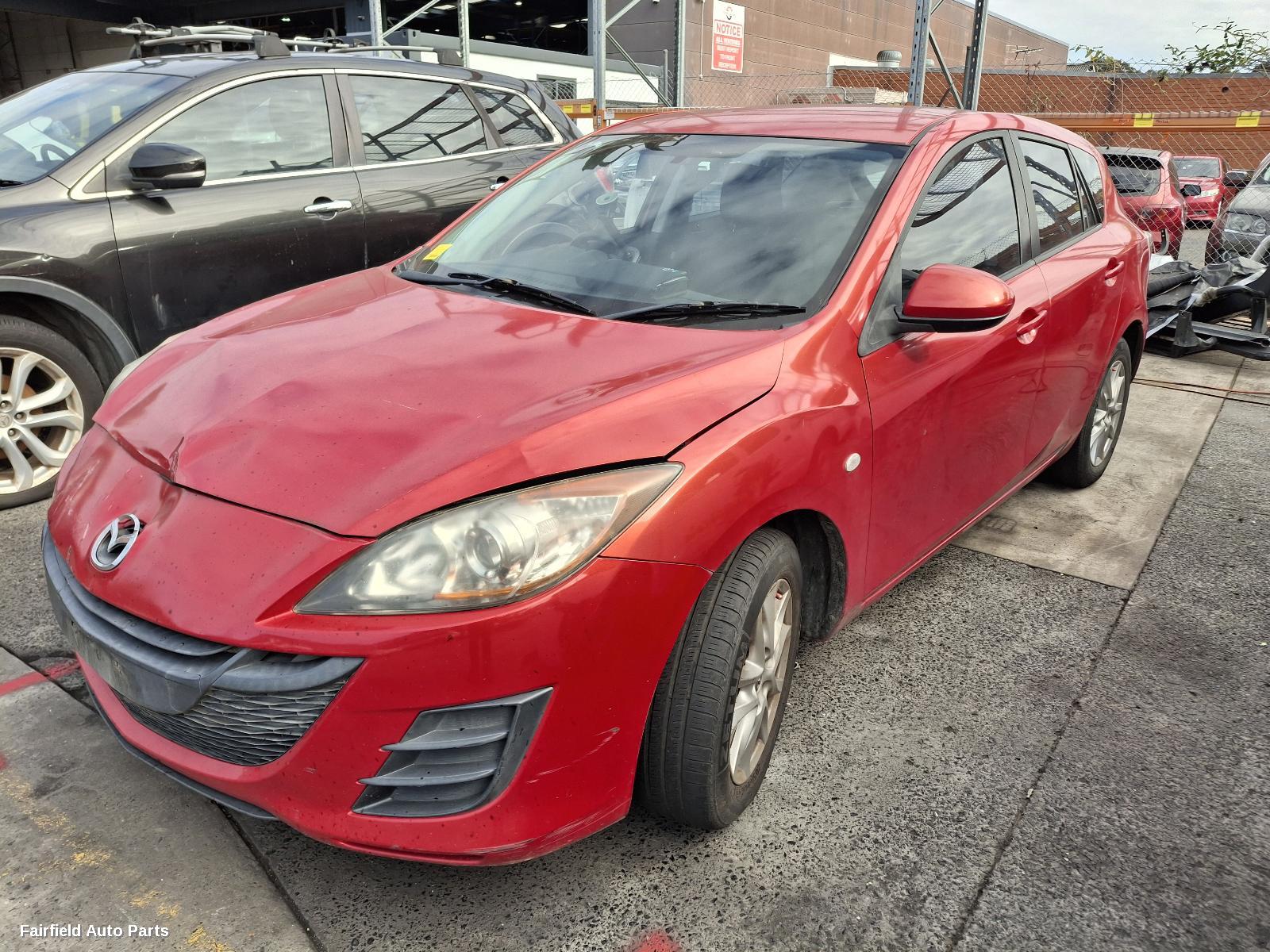 2010 Mazda 3 Left Front Door