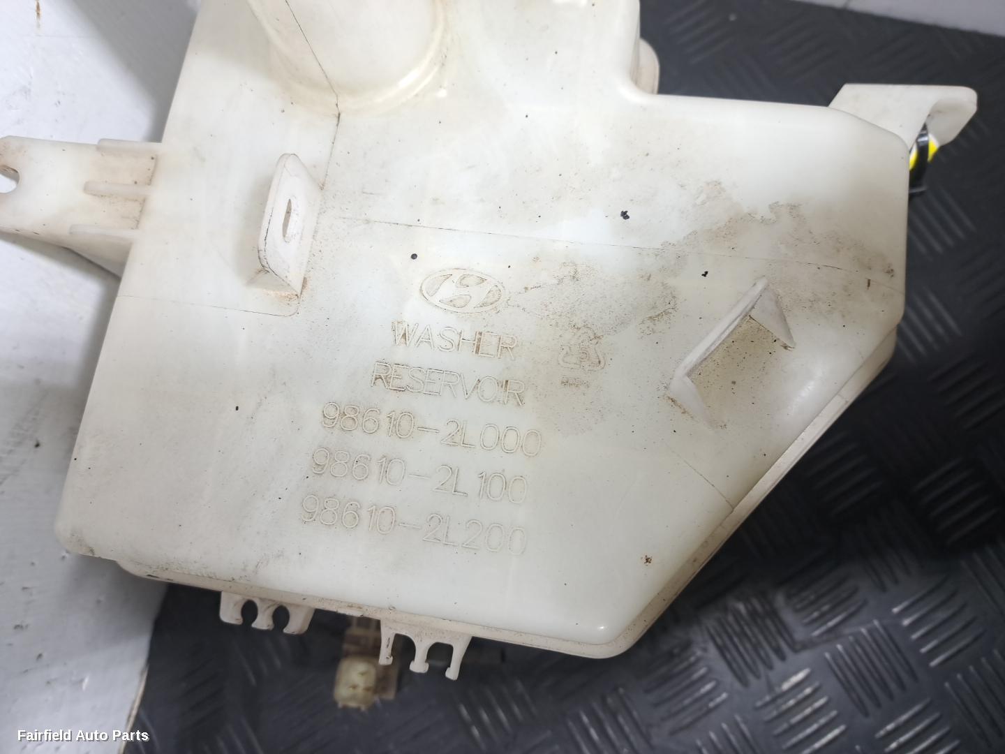 2007-2012 Hyundai I30 Washer Bottle