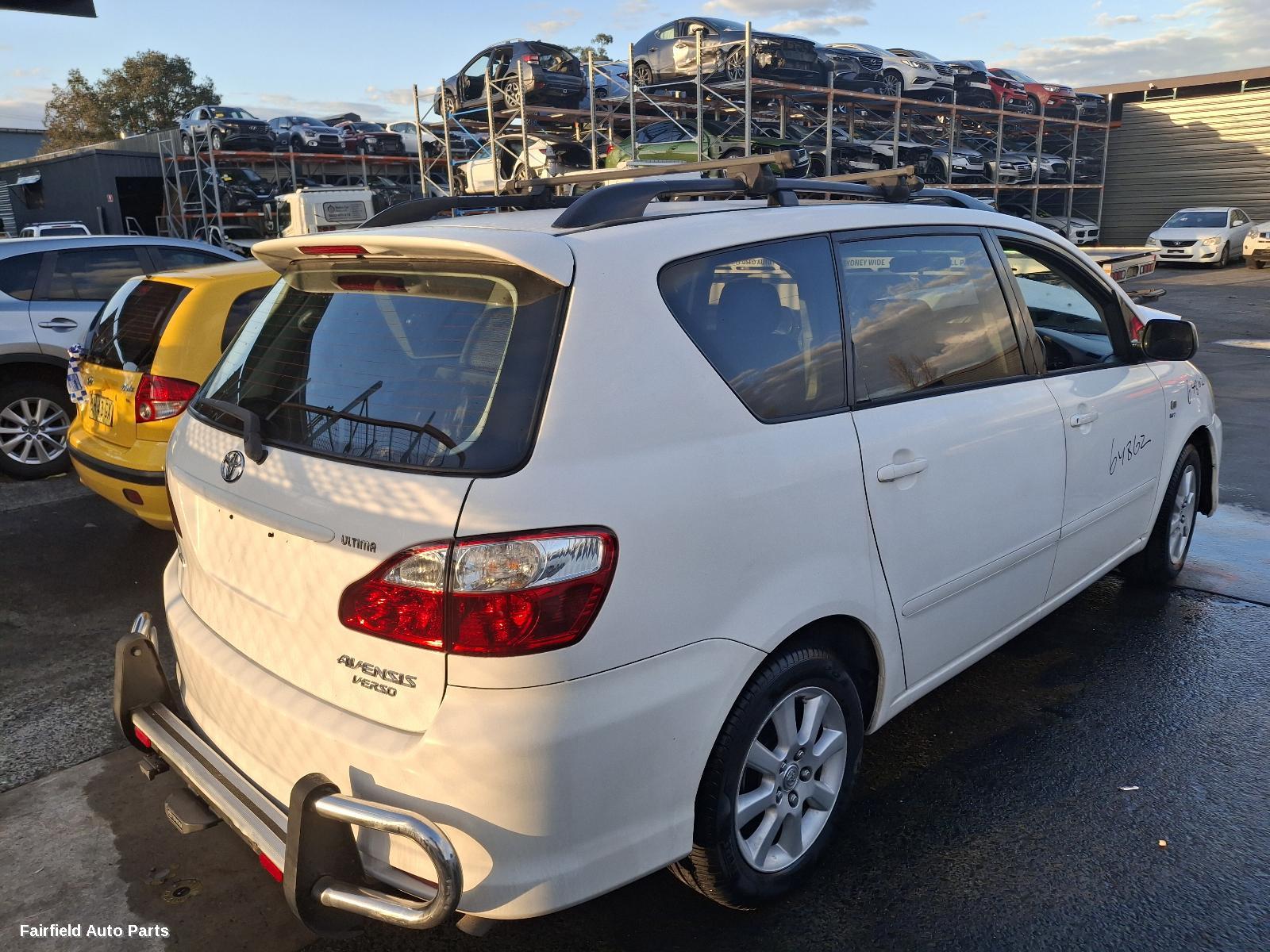 2009 Toyota Avensis Rear Bumper