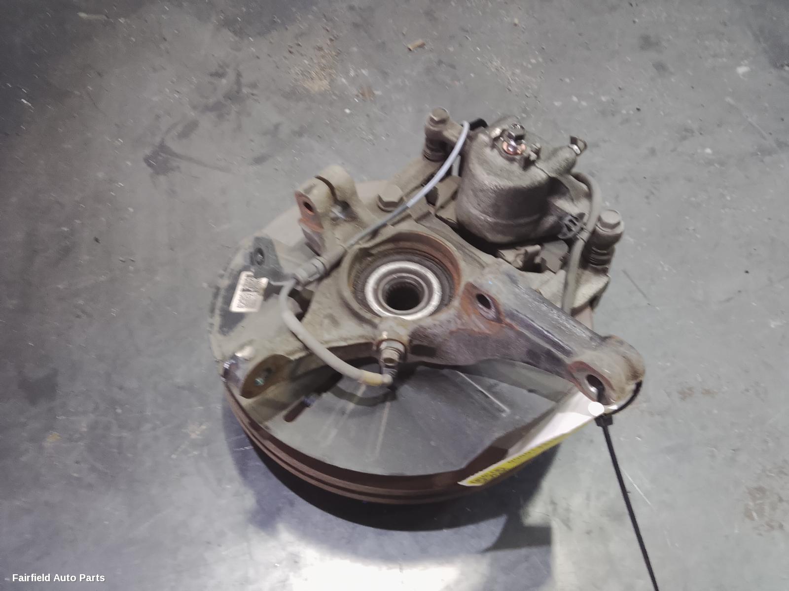 2020-2026 Kia Stonic Right Front Hub Assembly