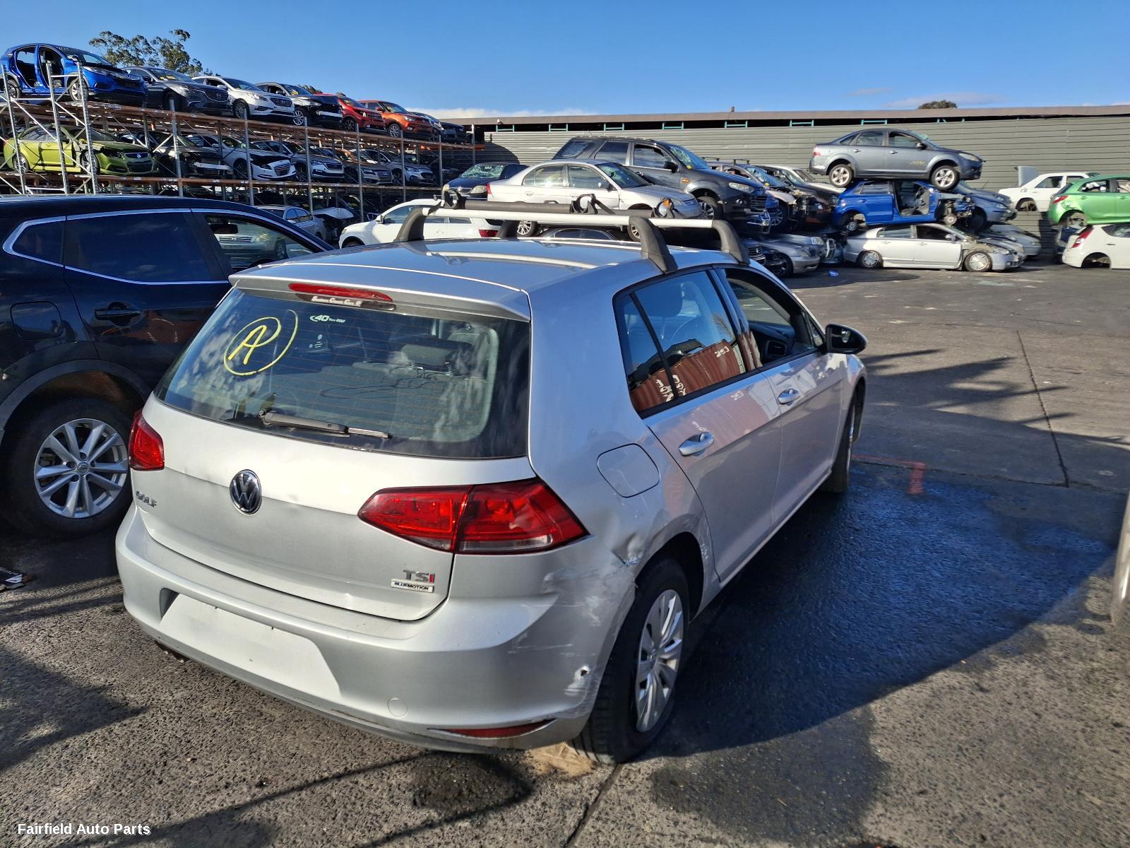 2014 Volkswagen Golf Radiator Support