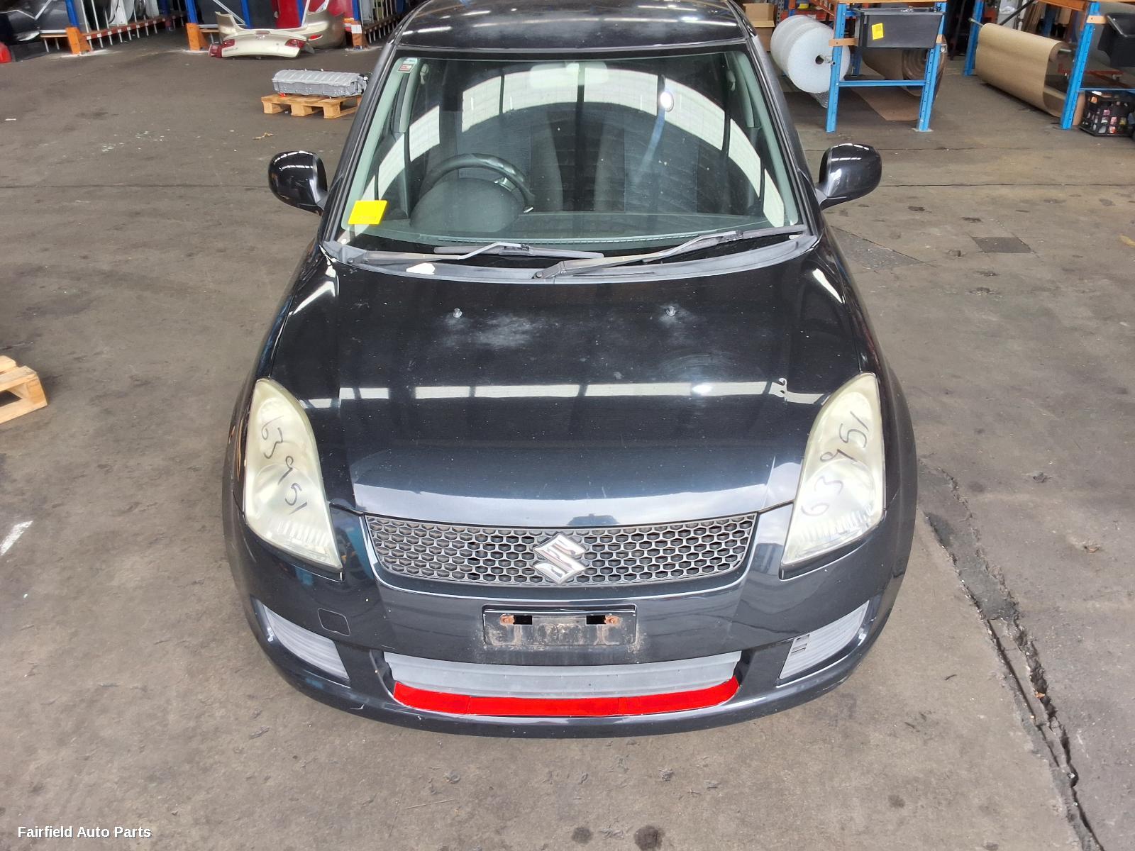 2010 Suzuki Swift Grille
