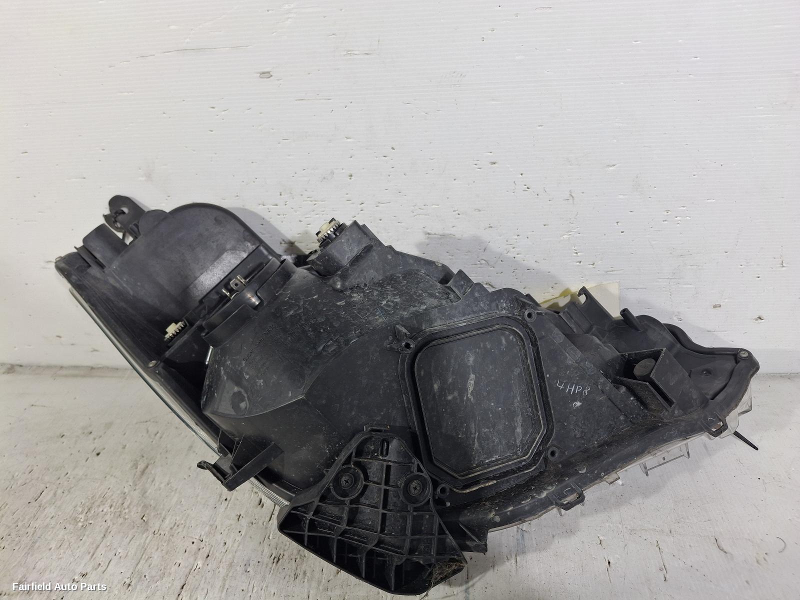 2014-2016 Toyota Yaris Left Headlamp