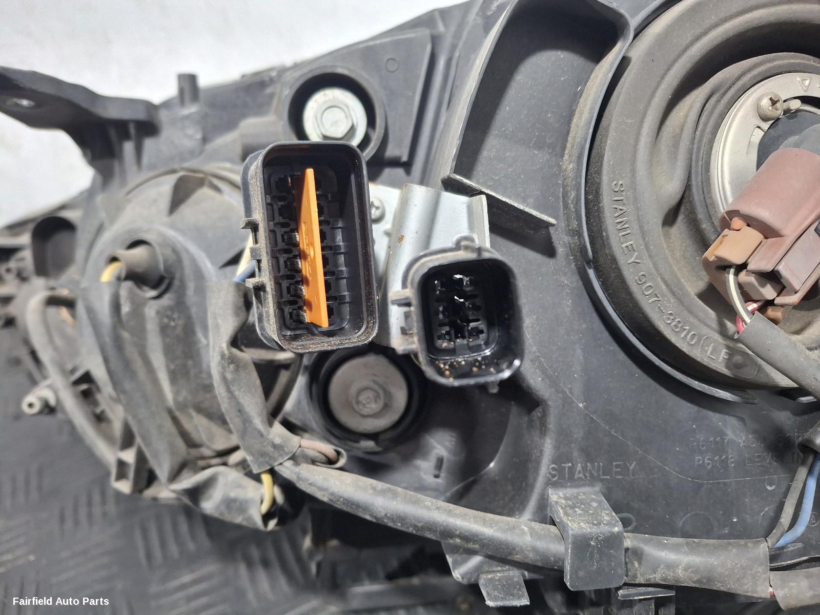2007-2015 Mitsubishi Lancer Right Headlamp
