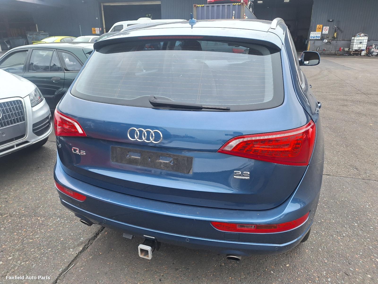 2009 Audi Q5 Left Headlamp