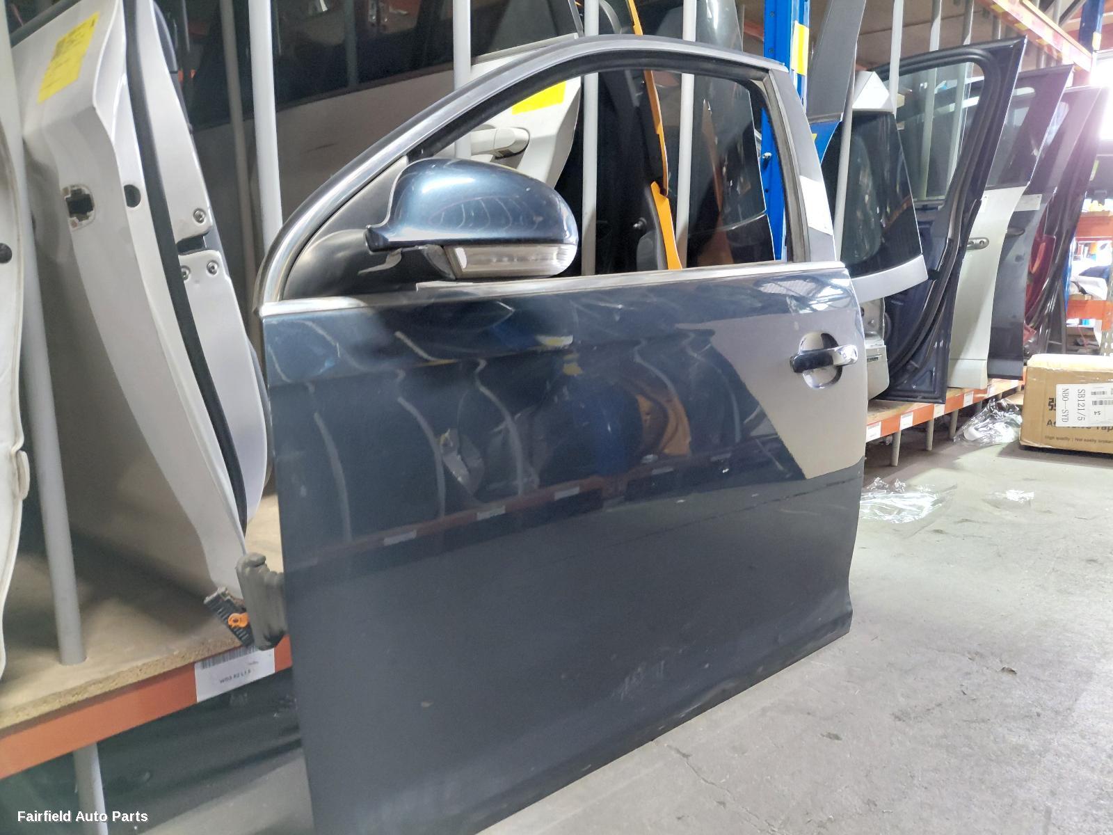 2006-2011 Volkswagen Jetta Left Front Door