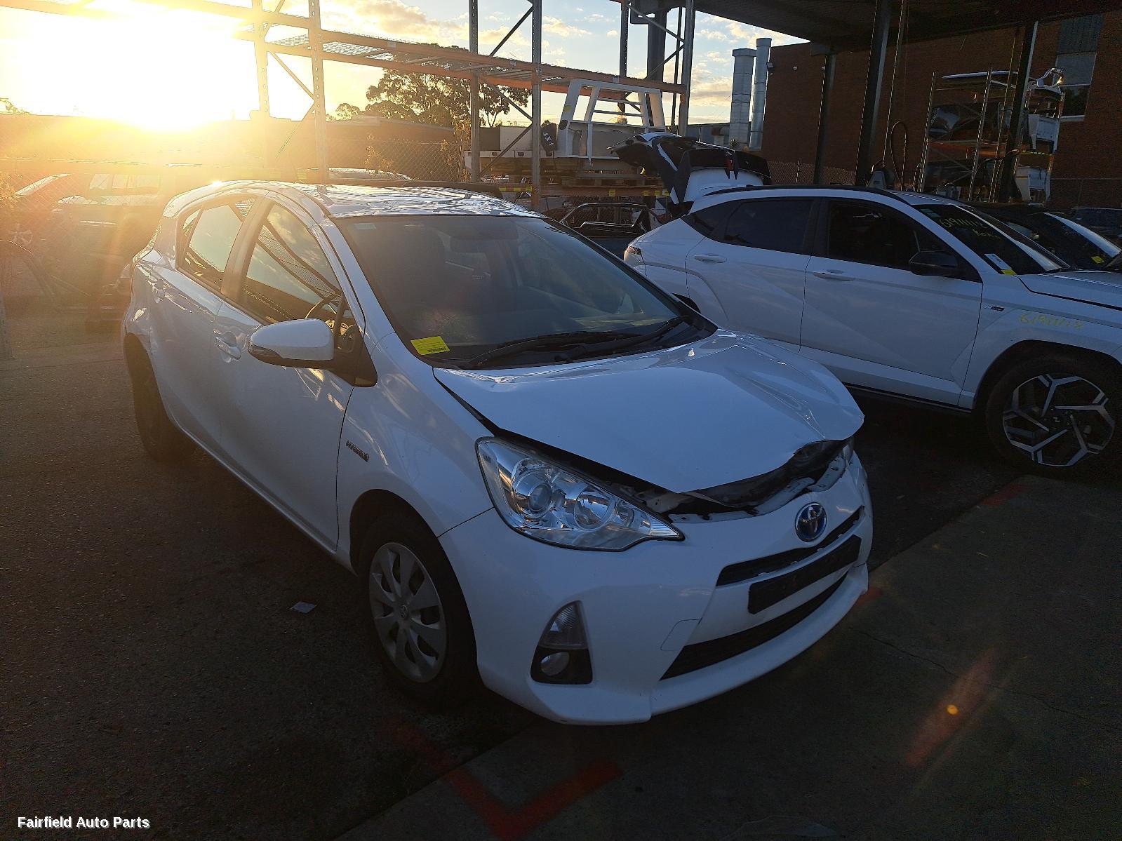 2014 Toyota Prius Right Taillight