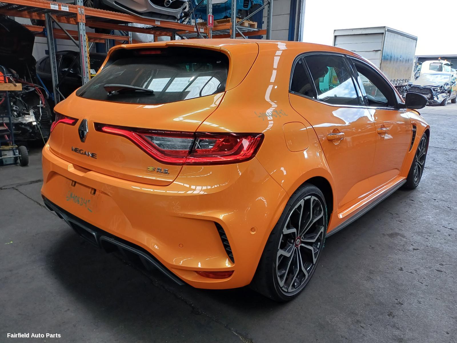 2018 Renault Megane Left Front Door