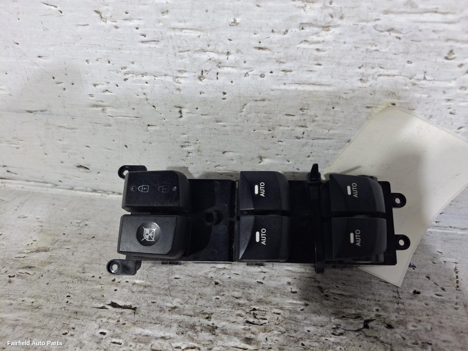 2012-2017 Hyundai I30 Pwr Dr Wind Switch