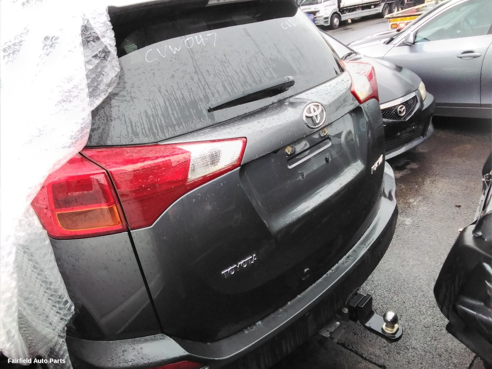 2015 Toyota Rav4 Door Hinge Runner