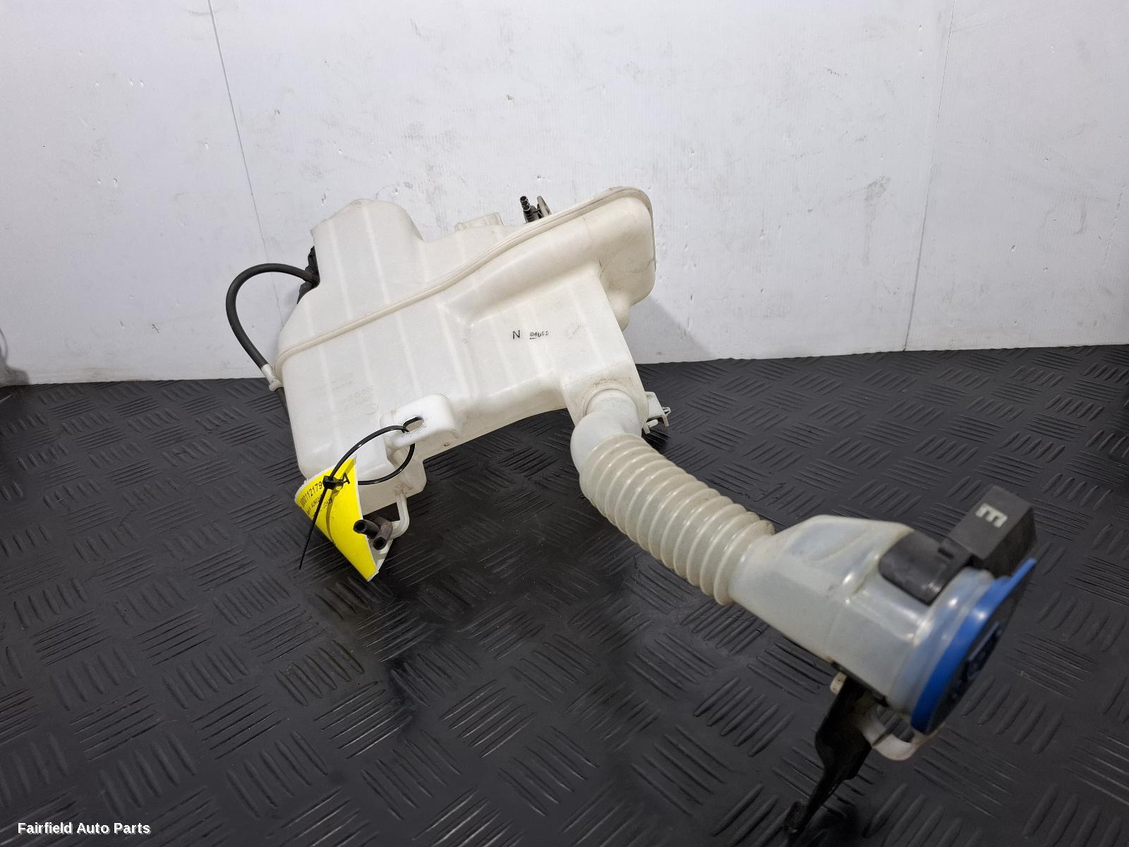 2016-2019 Mazda 3 Washer Bottle