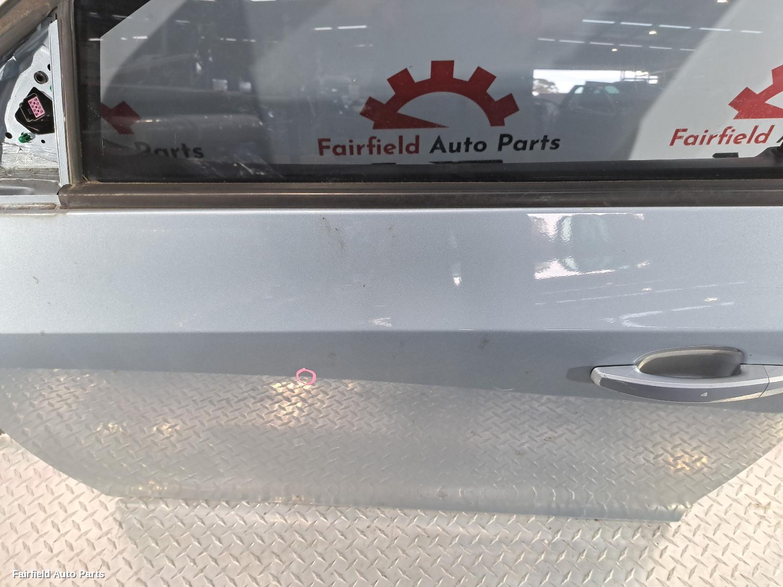 2009 Holden Cruze Left Front Door