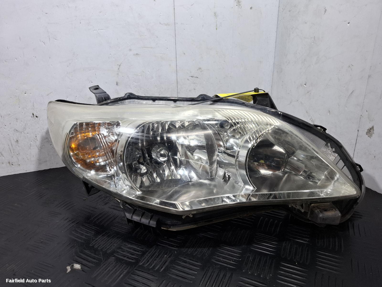 2007-2010 Toyota Corolla Right Headlamp