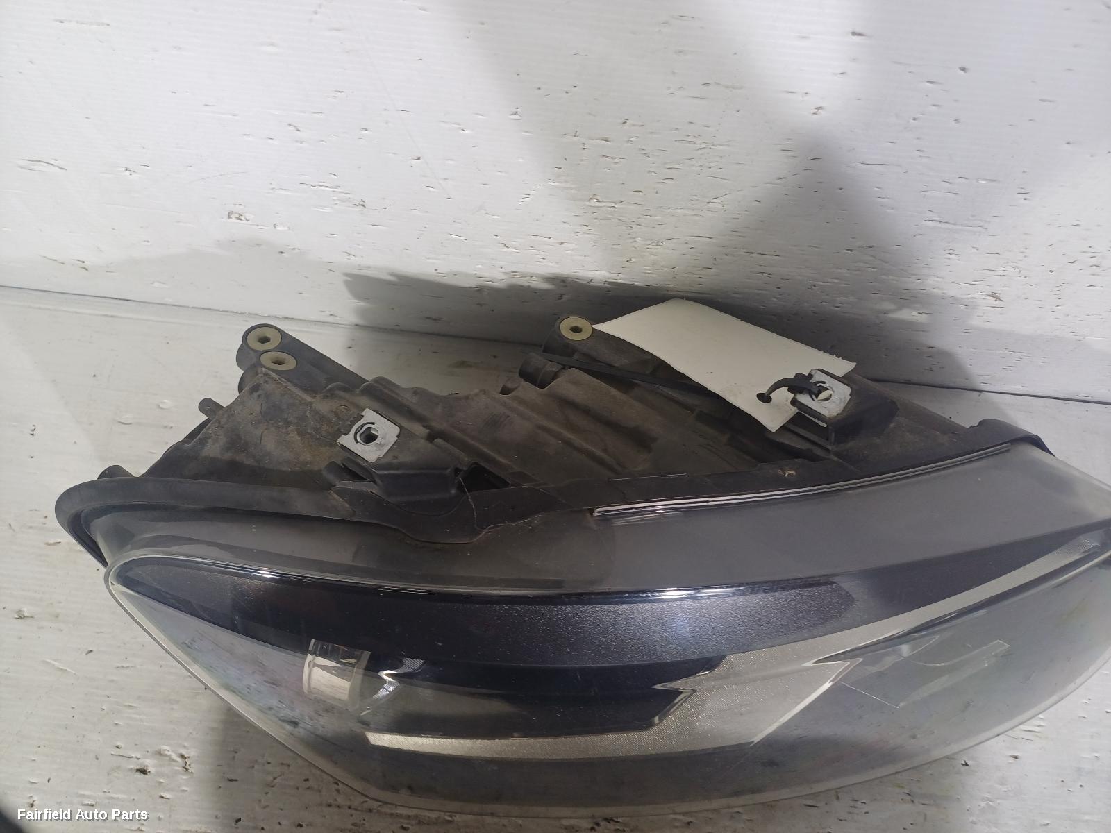 2010-2014 Volkswagen Polo Right Headlamp