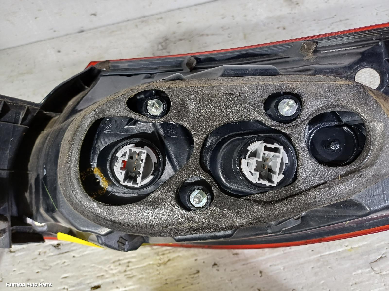 2012-2016 Mazda Cx5 Left Taillight