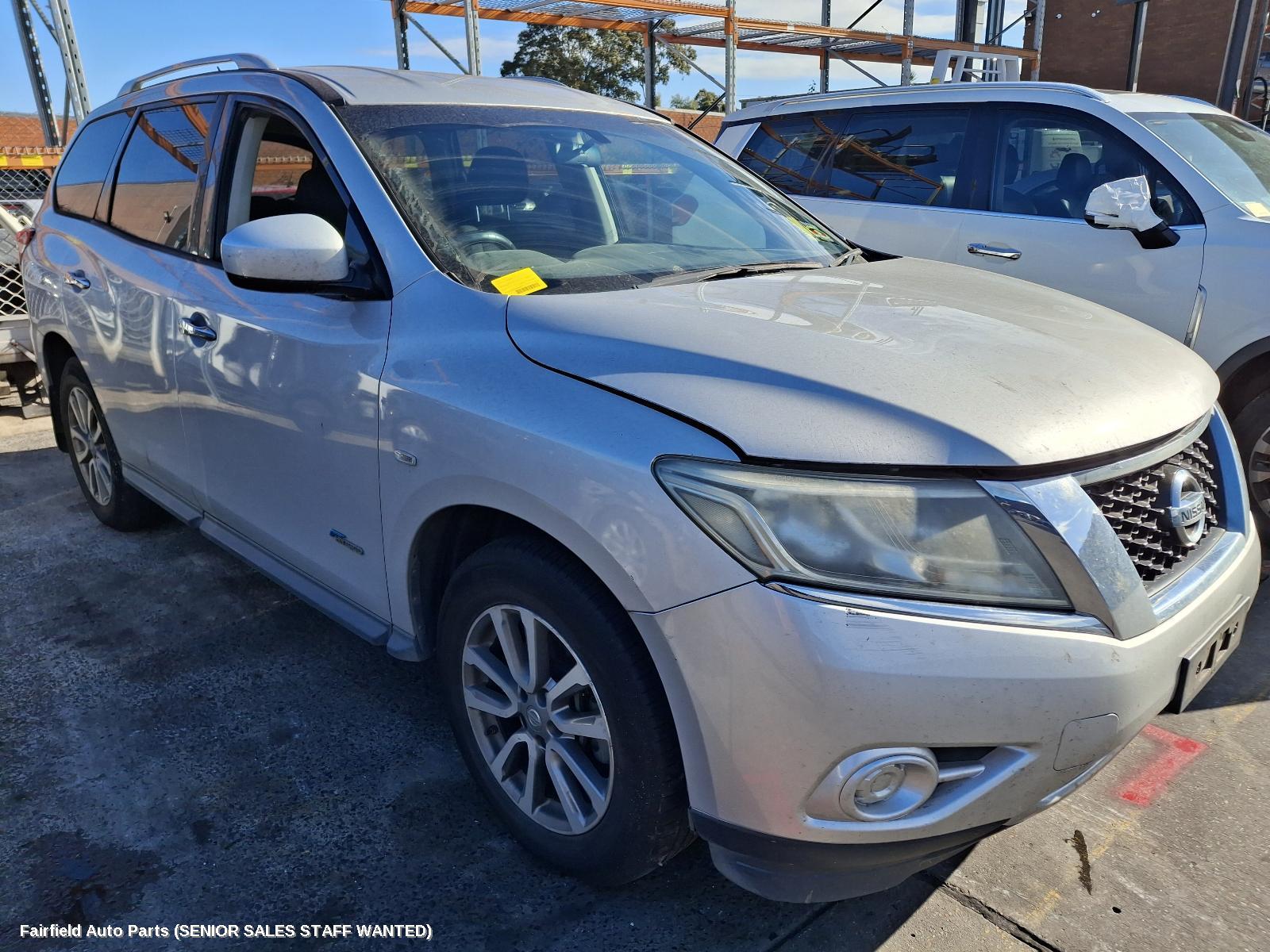 2016 Nissan Pathfinder Left Taillight