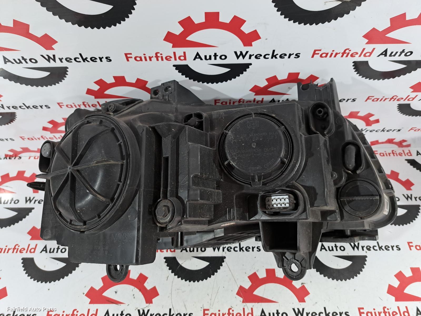 2020 Chrysler 300c Left Headlamp