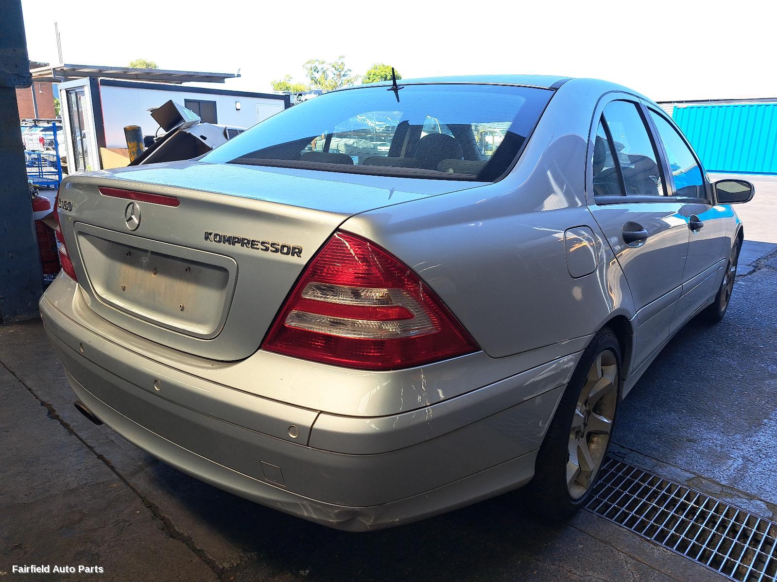 2006 Mercedes C Class Right Rear Door Sliding