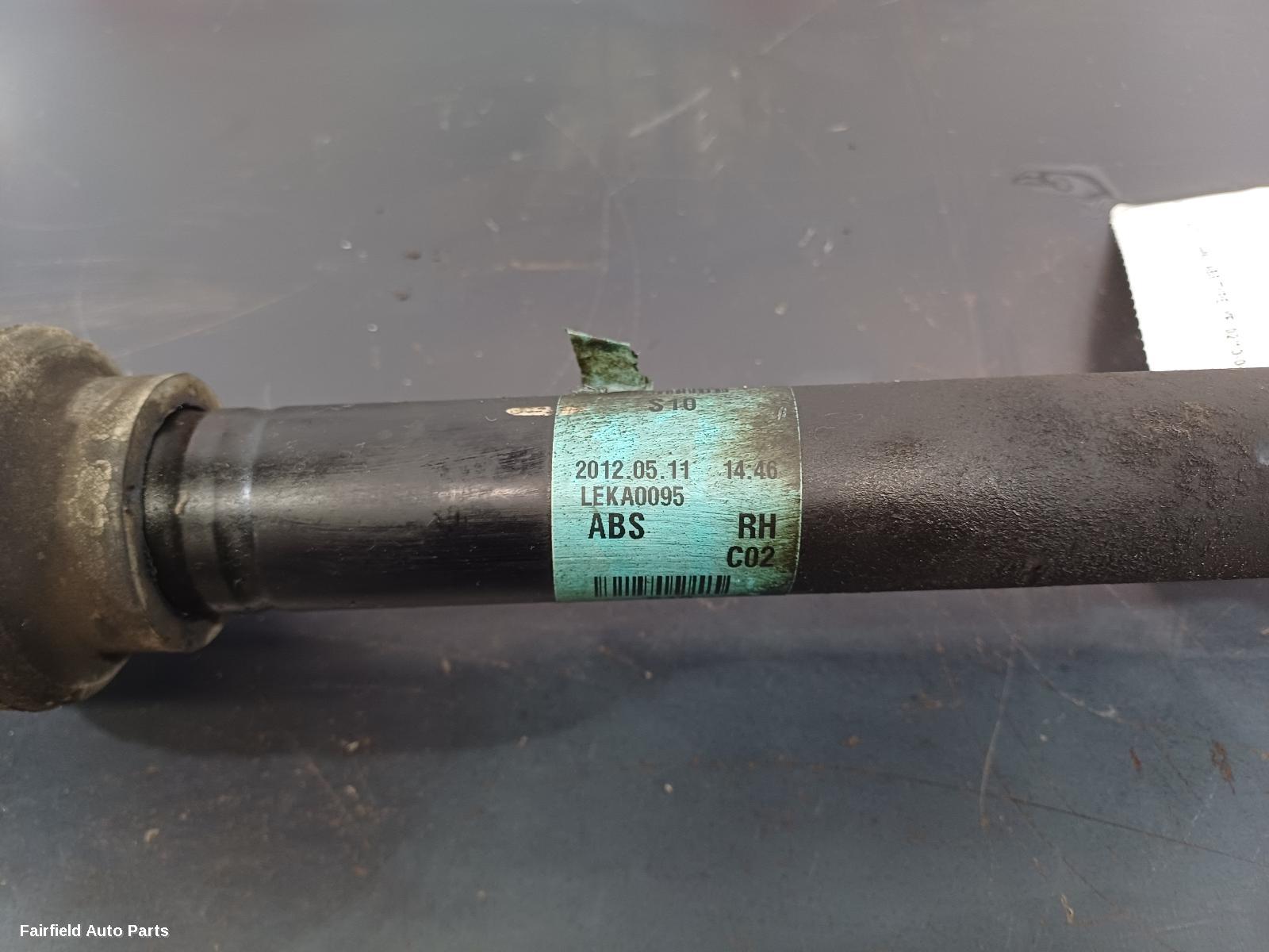 2010-2014 Hyundai I45 Right Driveshaft