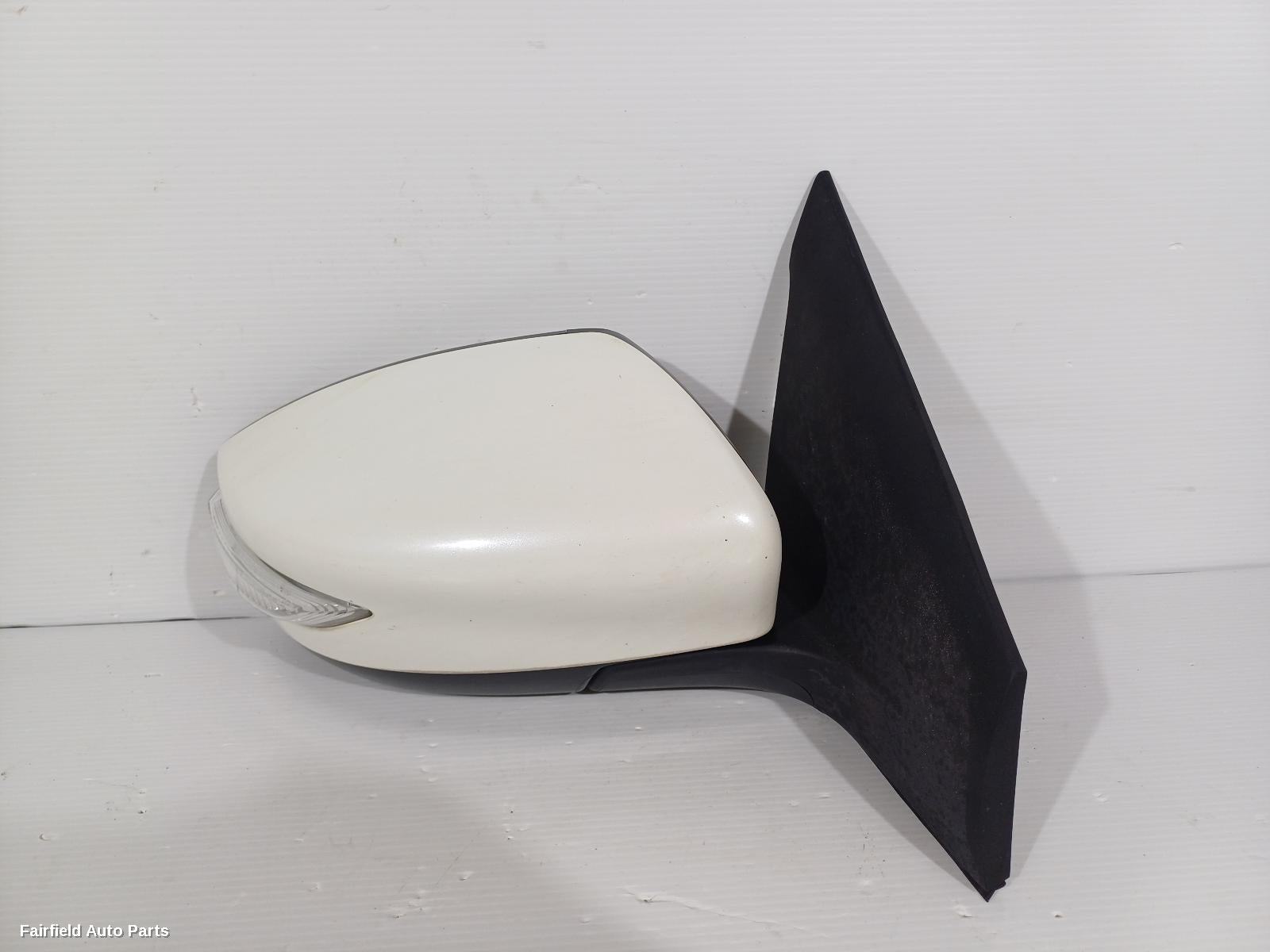 2012-2017 Nissan Pulsar Right Door Mirror