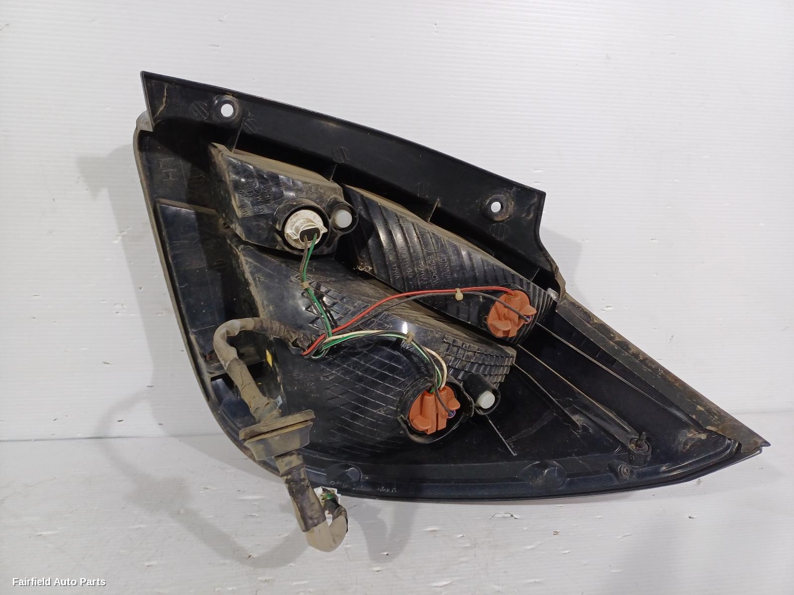 2007 Kia Rio Left Taillight