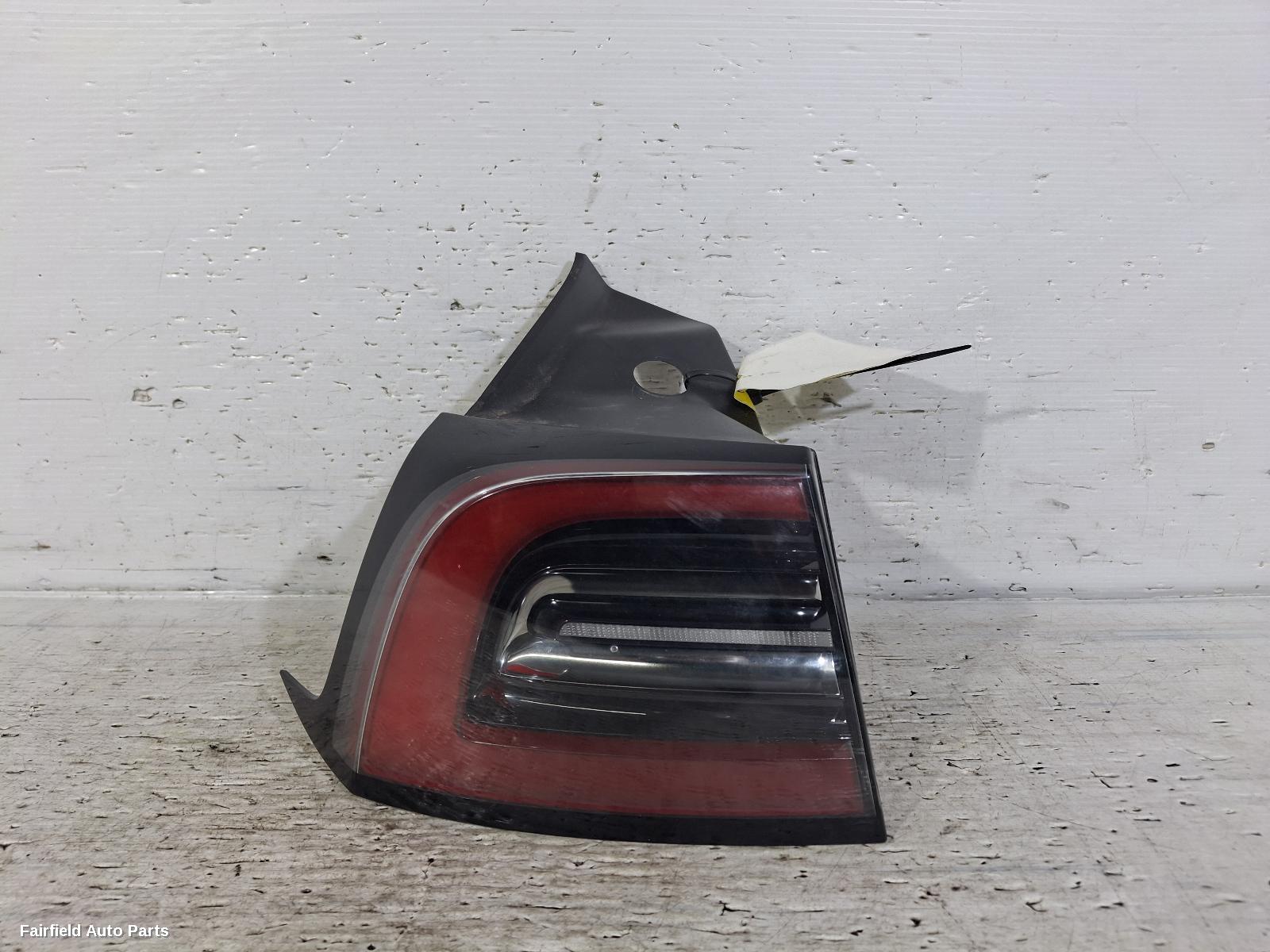 2019-2023 Tesla Model 3 Left Taillight