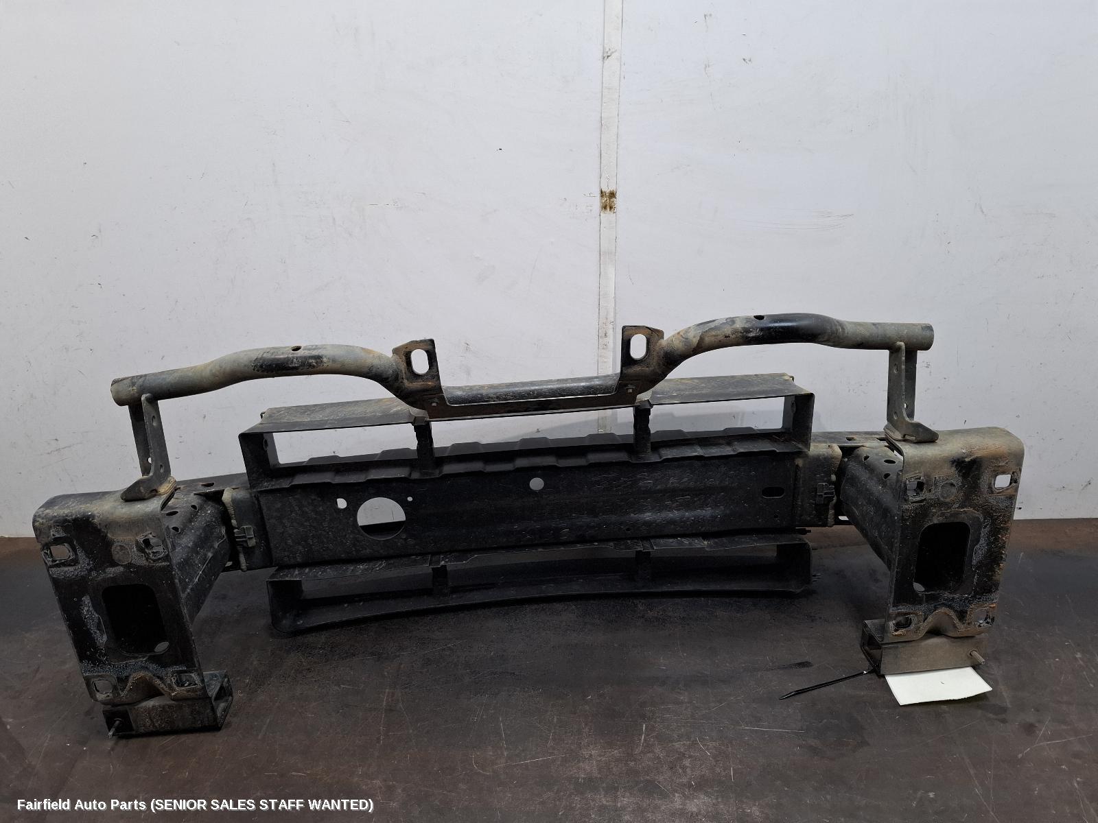 2018 Land Rover Discovery F Bar Reinforc Brack