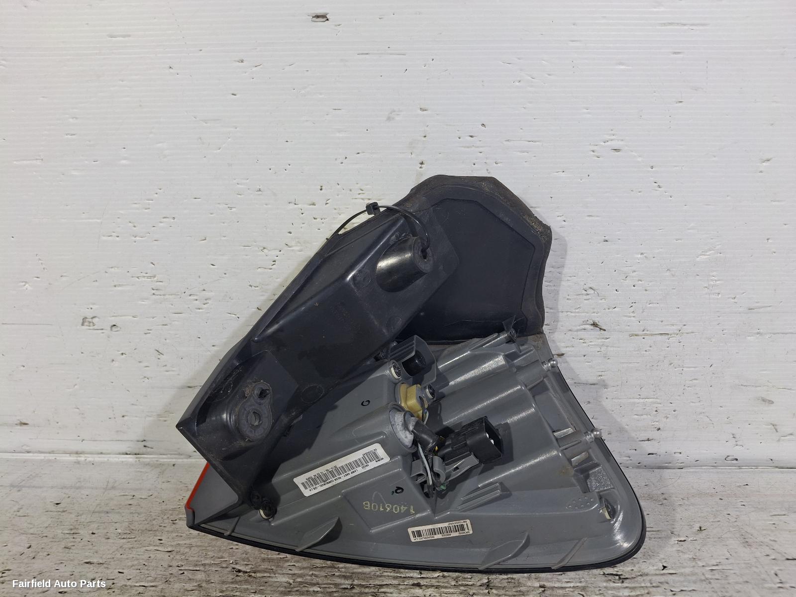 2014-2018 Jeep Cherokee Left Taillight