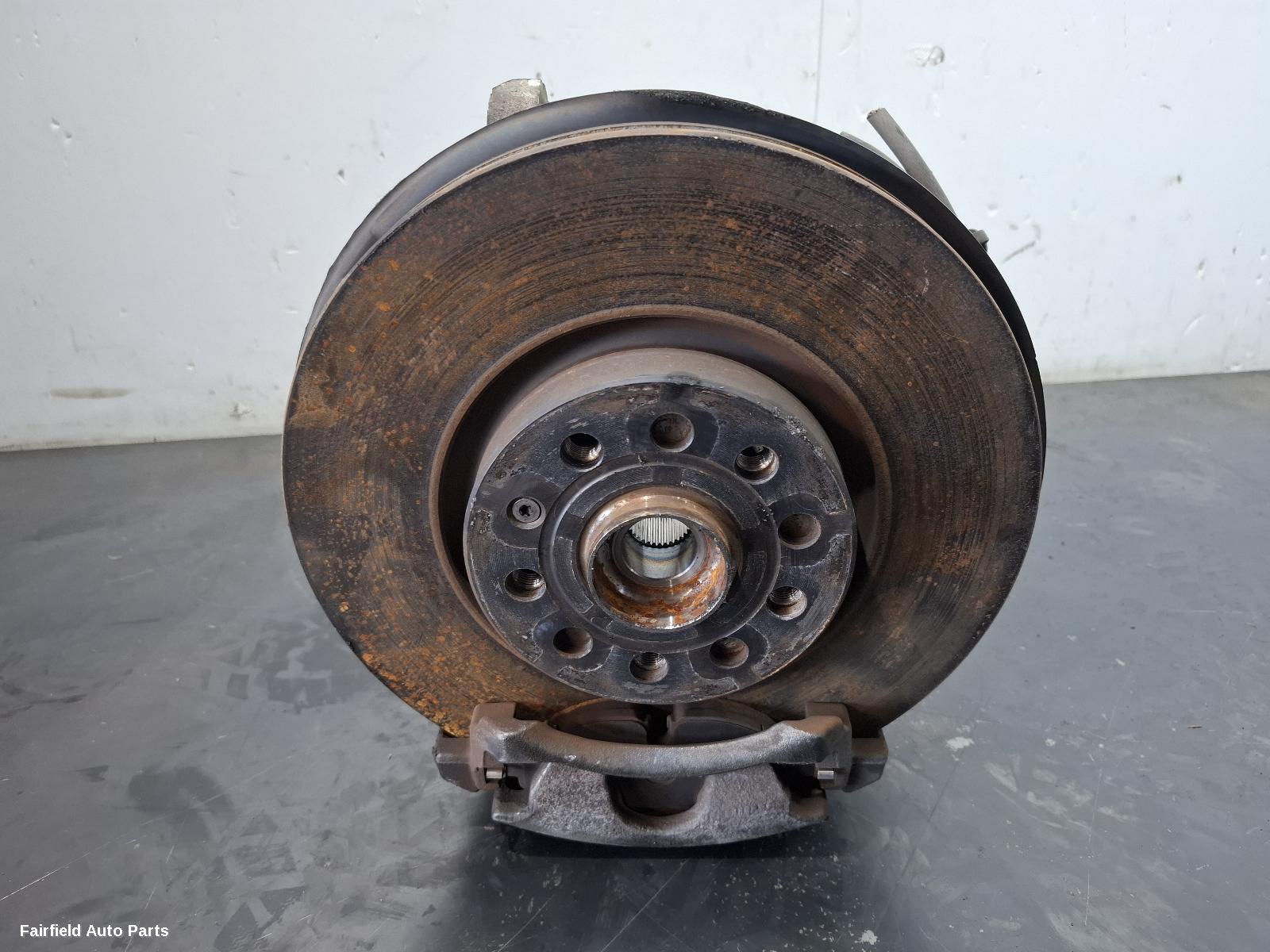 2015-2023 Volkswagen Passat Right Front Hub Assembly