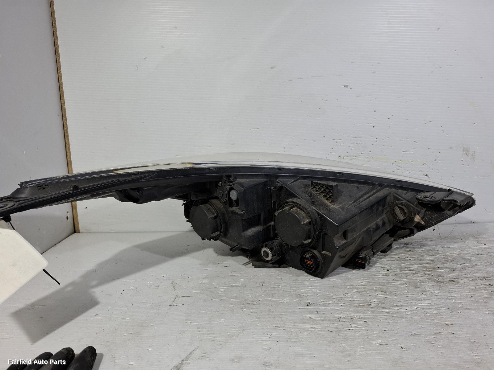 2011-2018 Hyundai Veloster Left Headlamp