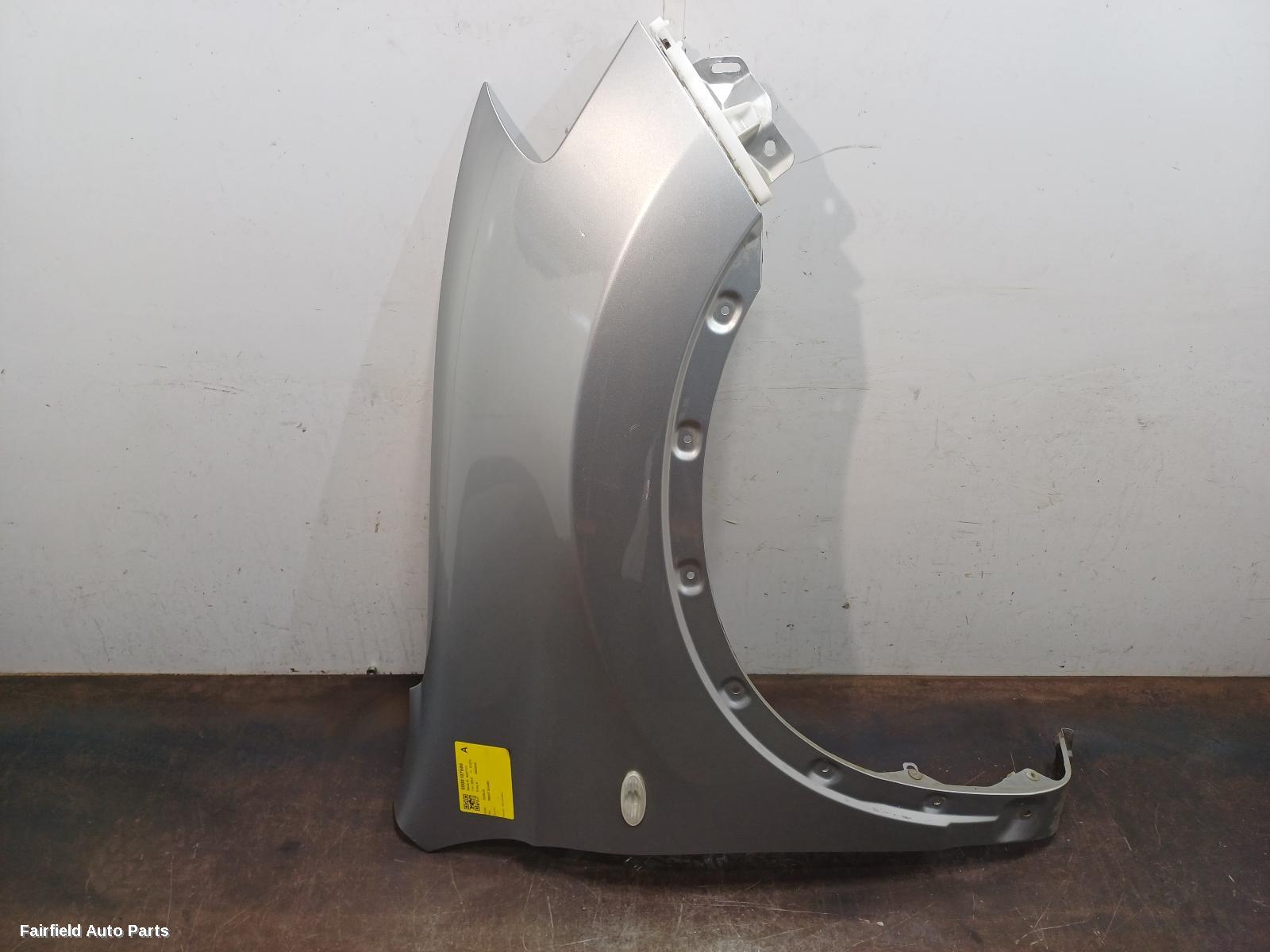 2010-2014 Nissan Dualis Right Guard