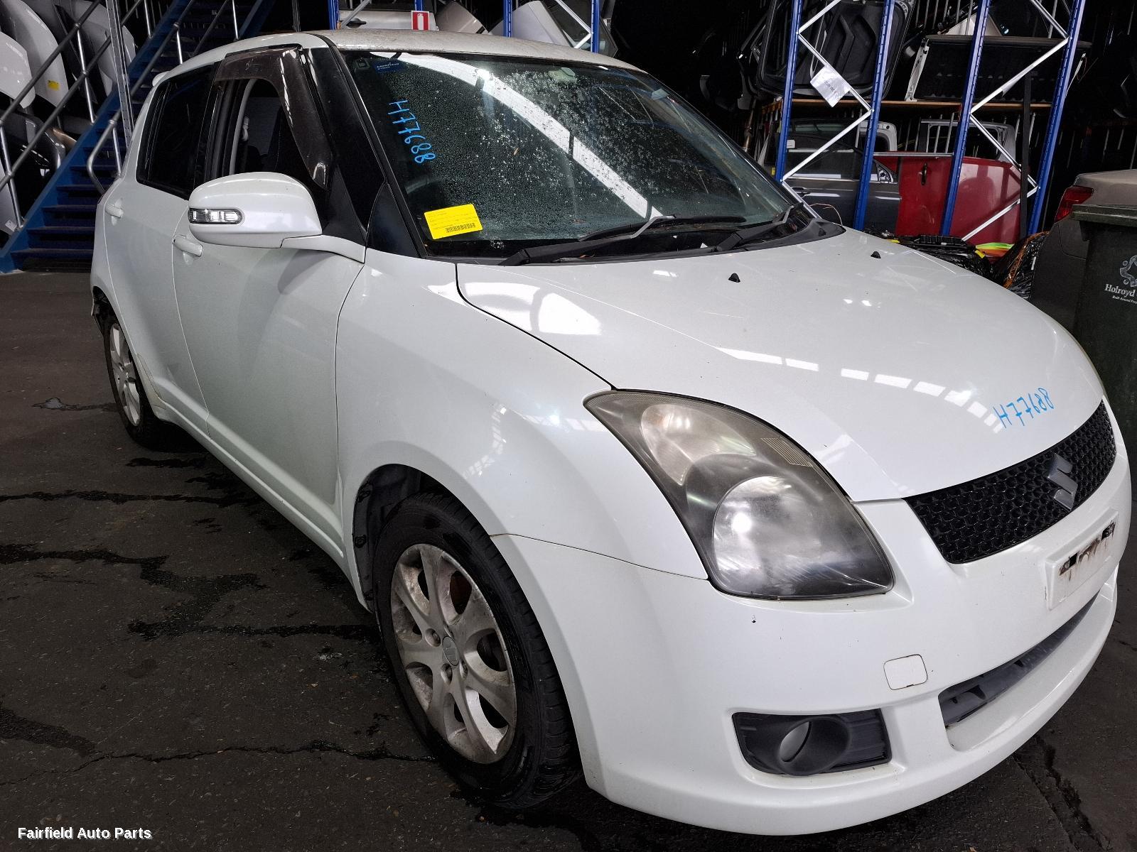 2010 Suzuki Swift Left Guard