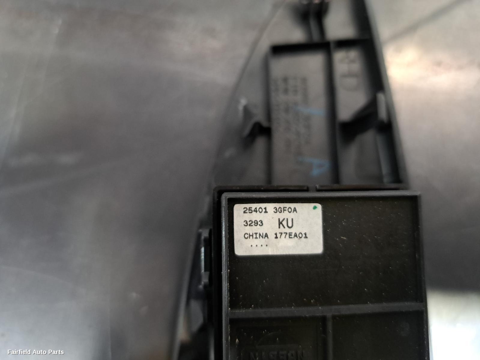 2013-2016 Nissan Pulsar Pwr Dr Wind Switch