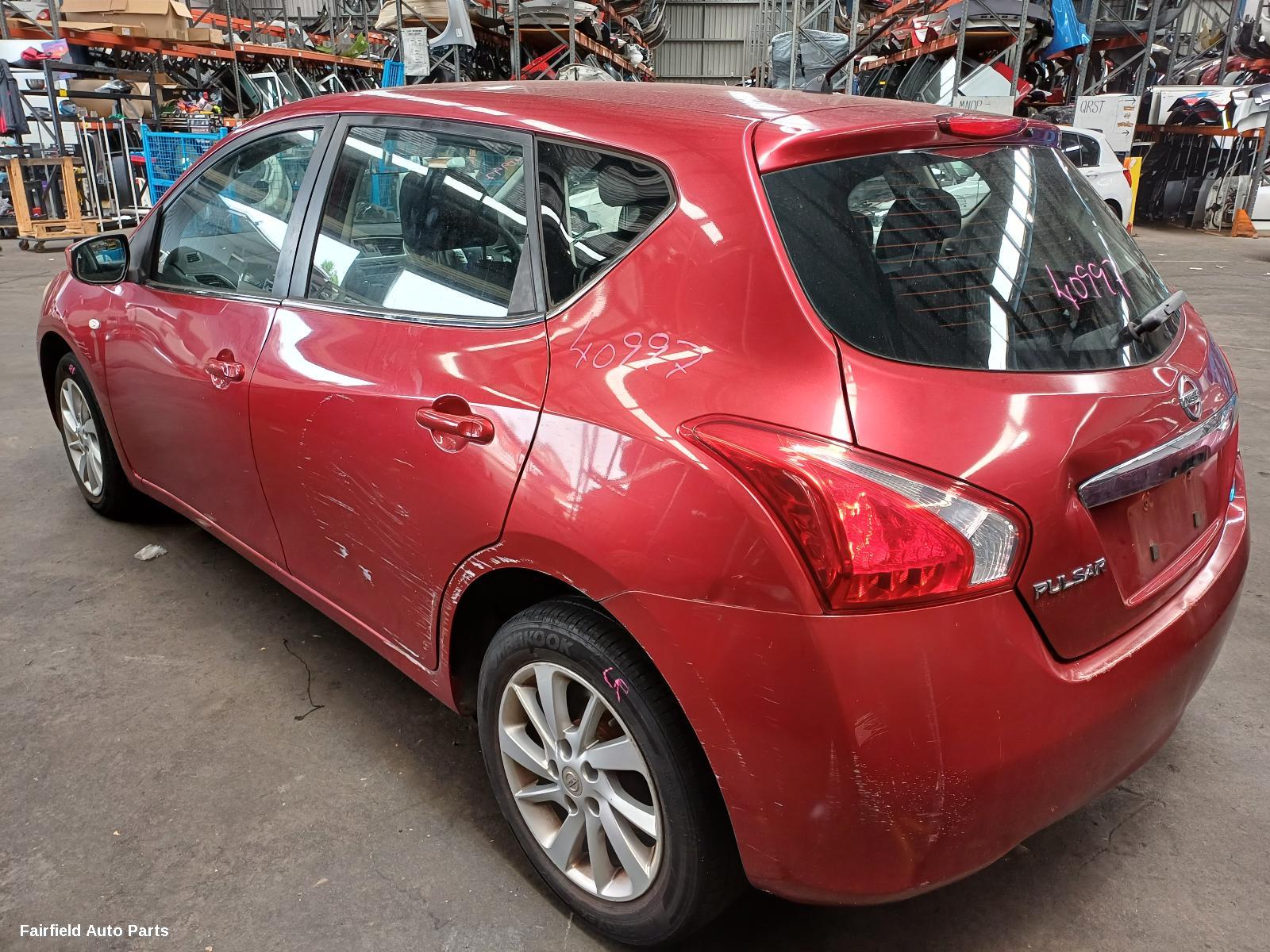 2013 Nissan Pulsar Left Front Window Reg Motor