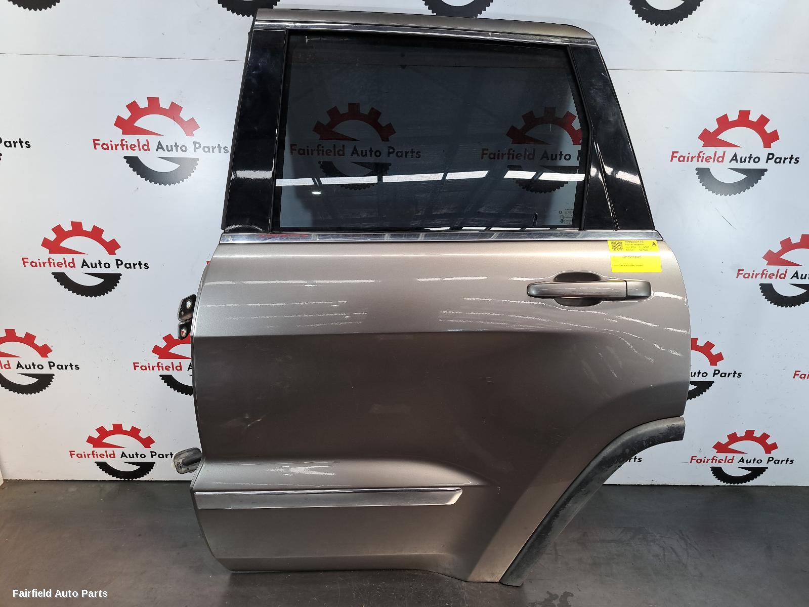 2010-2013 Jeep Grandcherokee Left Rear Door Sliding