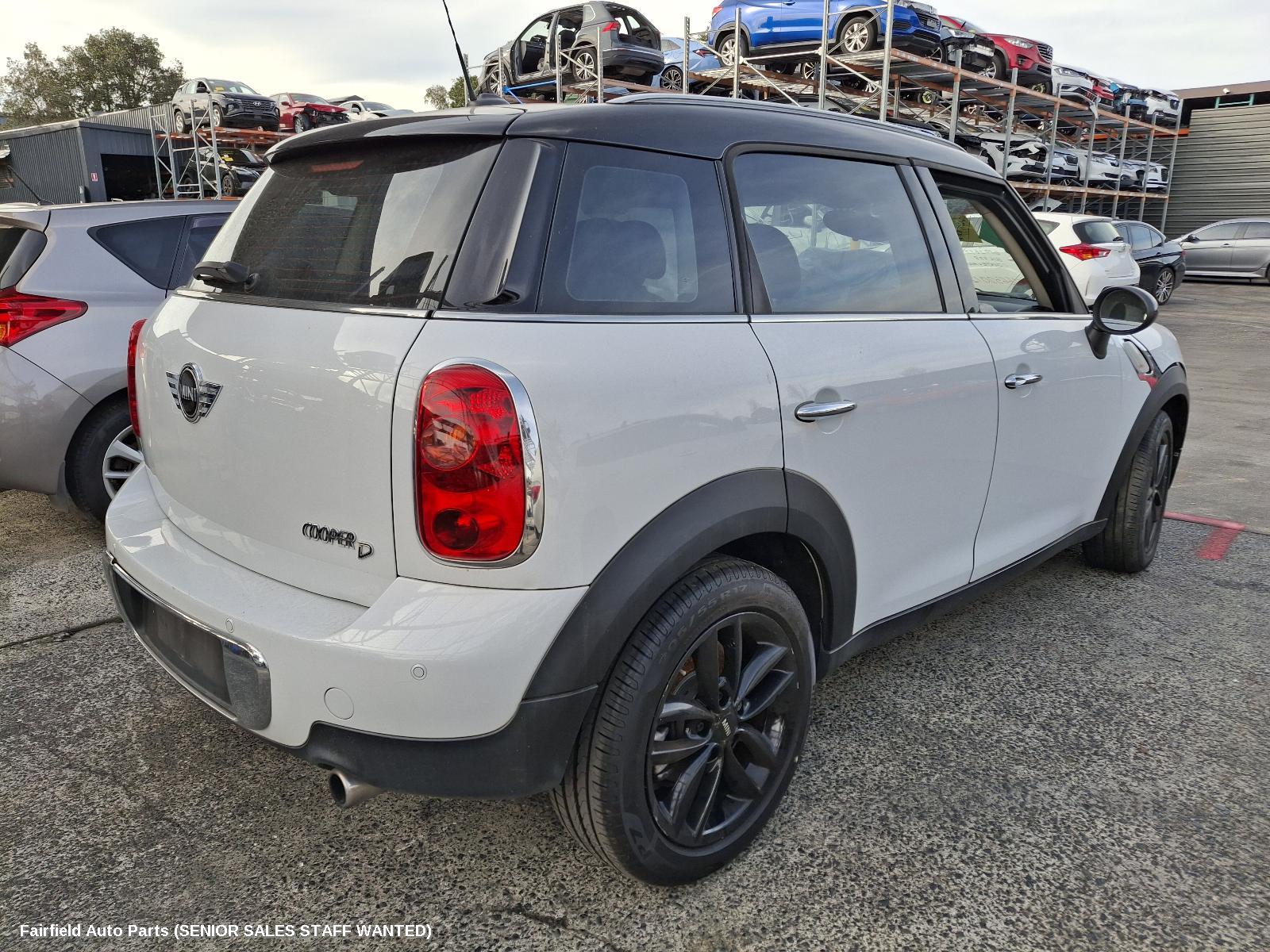 2012 Mini Cooper Right Headlamp