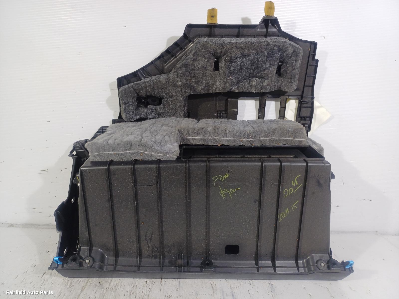 2015-2017 Toyota Camry Glove Box