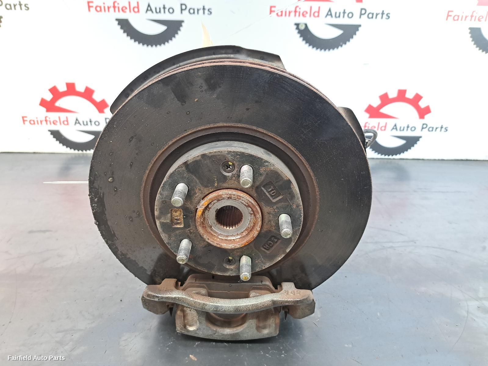2013 Hyundai Veloster Right Front Hub Assembly