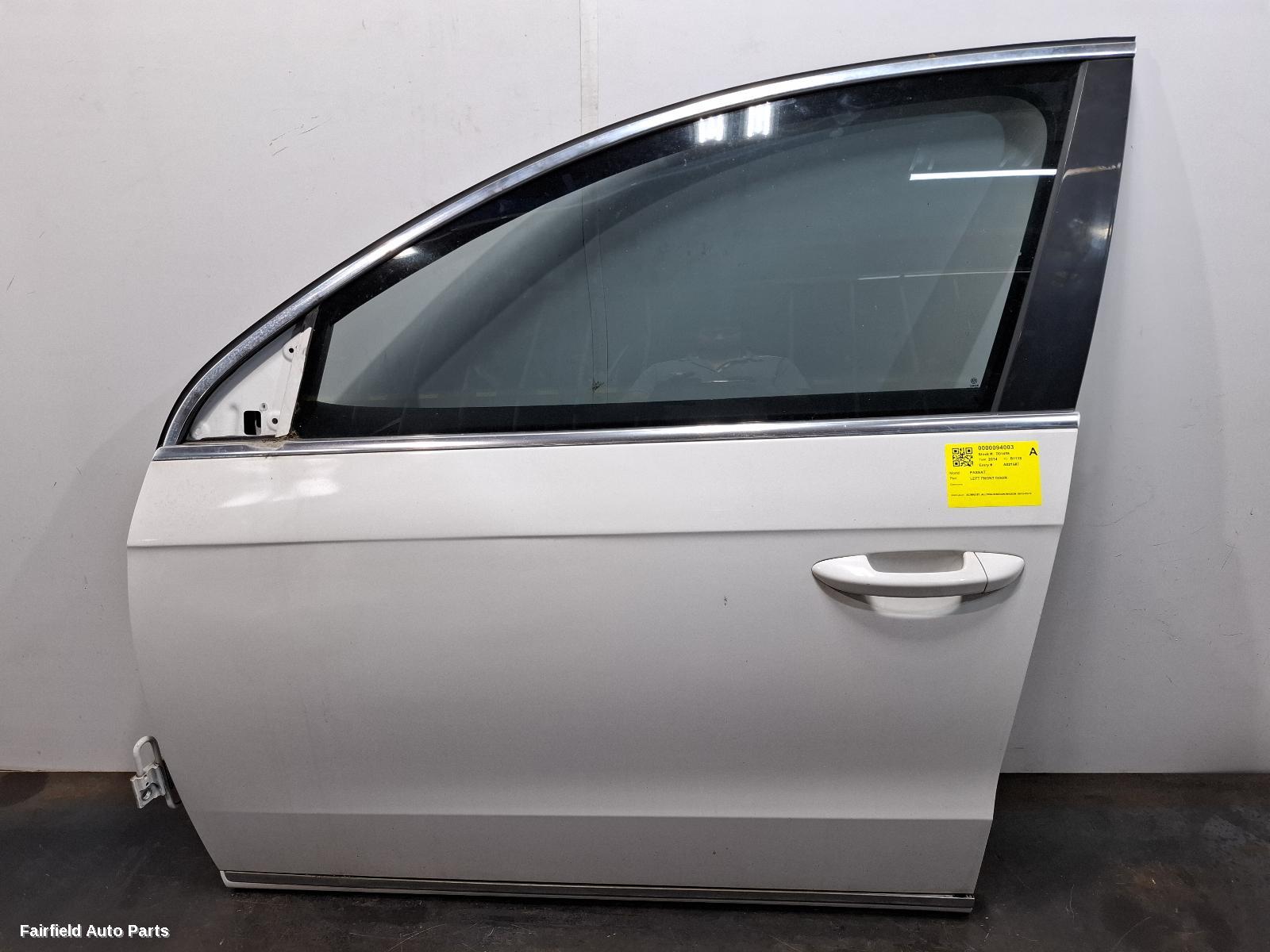 2010-2015 Volkswagen Passat Left Front Door