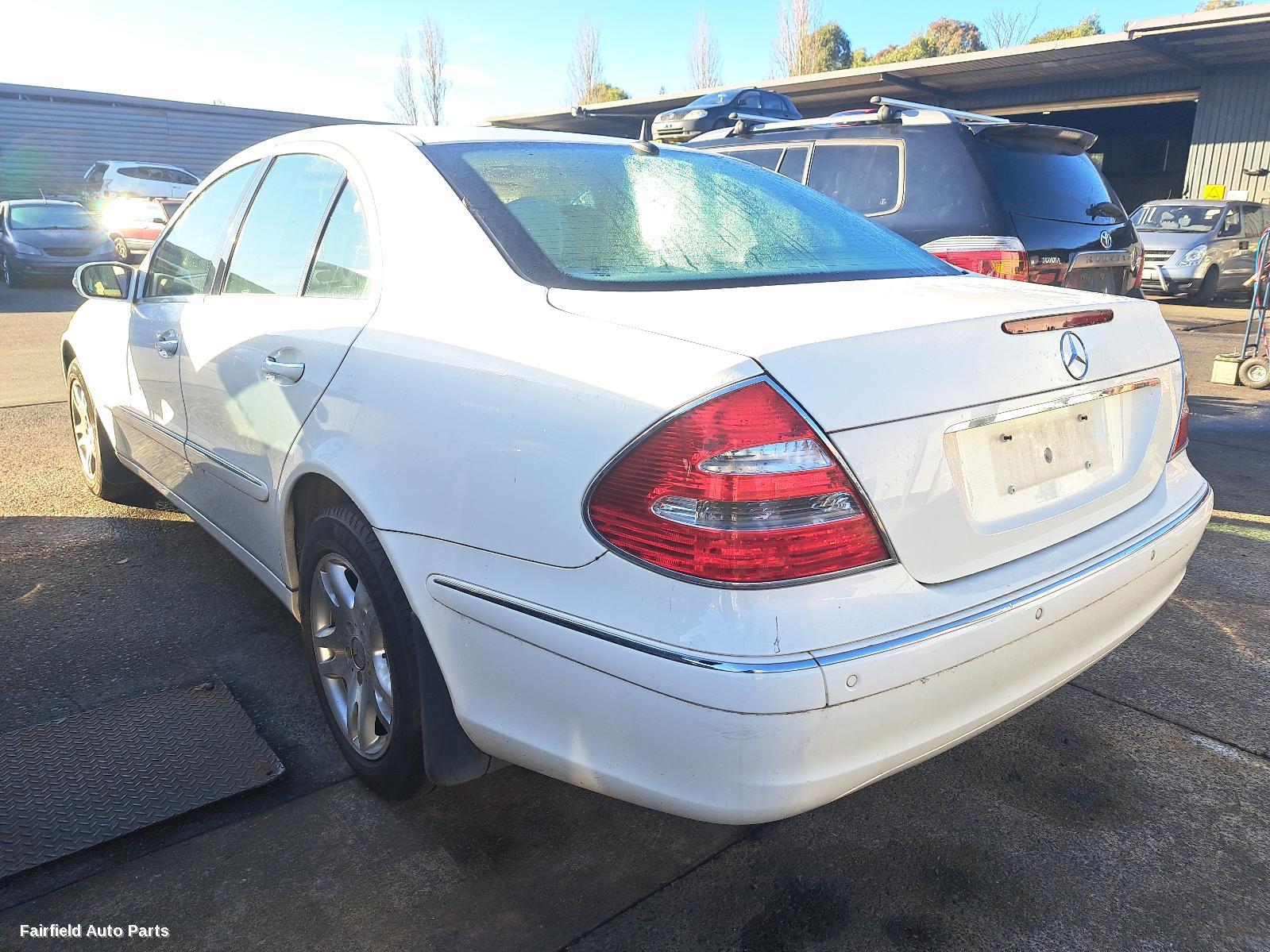 2005 Mercedes E Class Right Rear Door Sliding