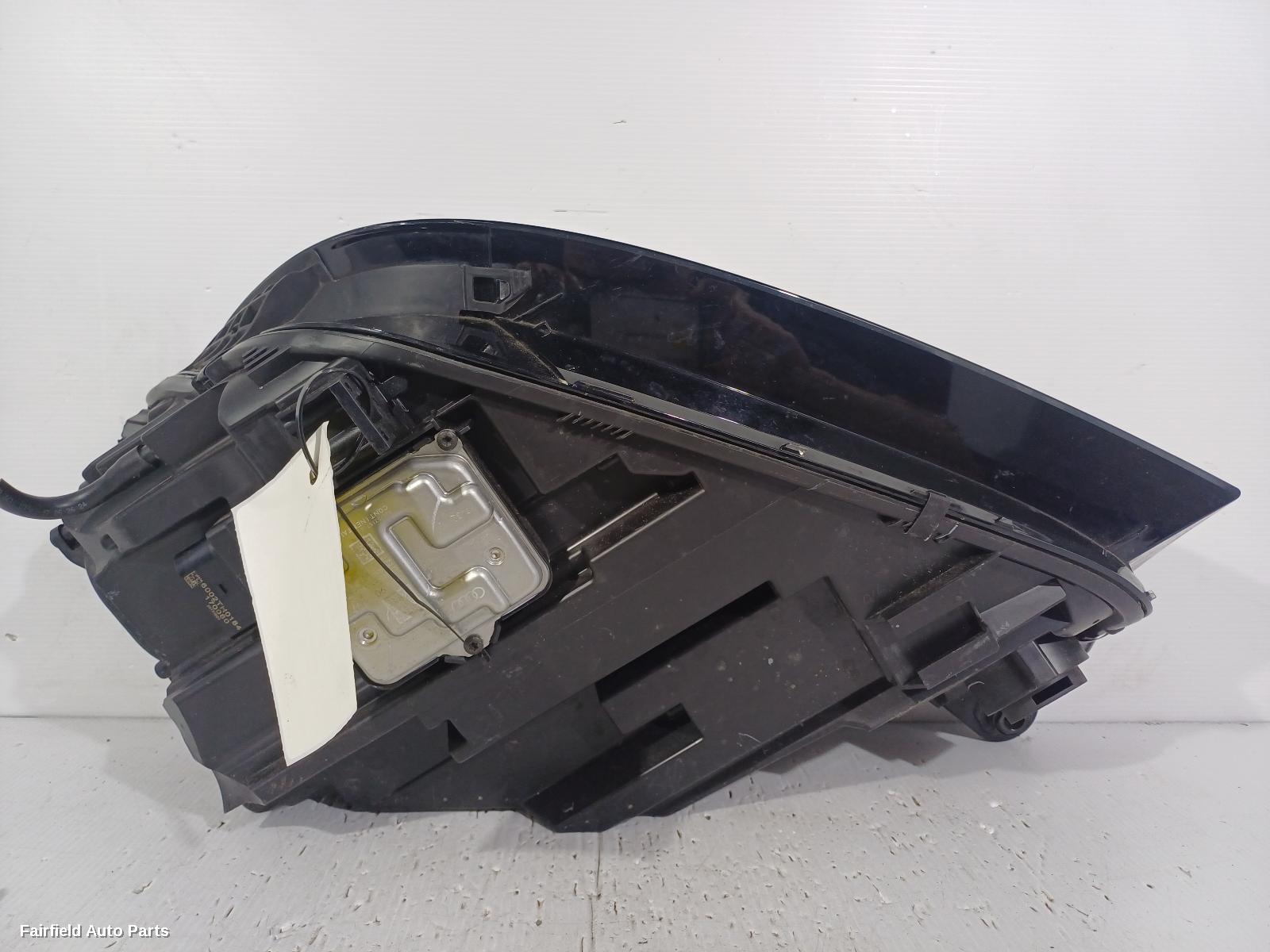 2017-2020 Audi Q5 Right Headlamp
