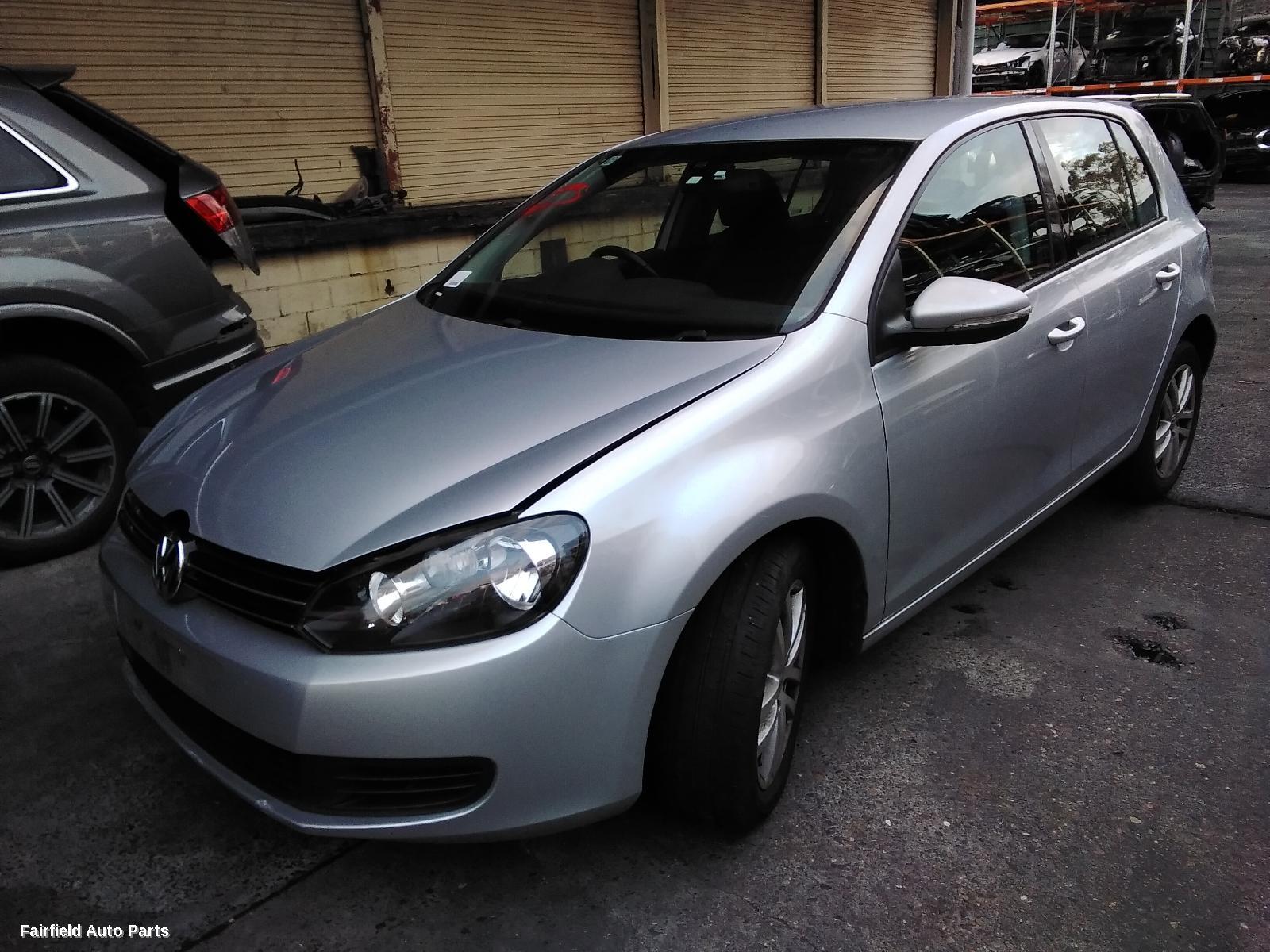 2009 Volkswagen Golf Left Headlamp