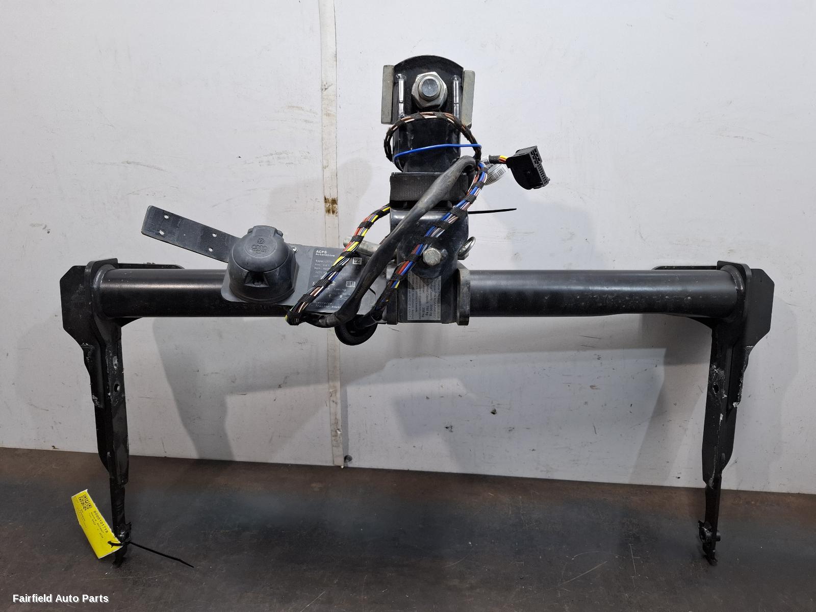 2017-2025 Audi Q5 Towbar