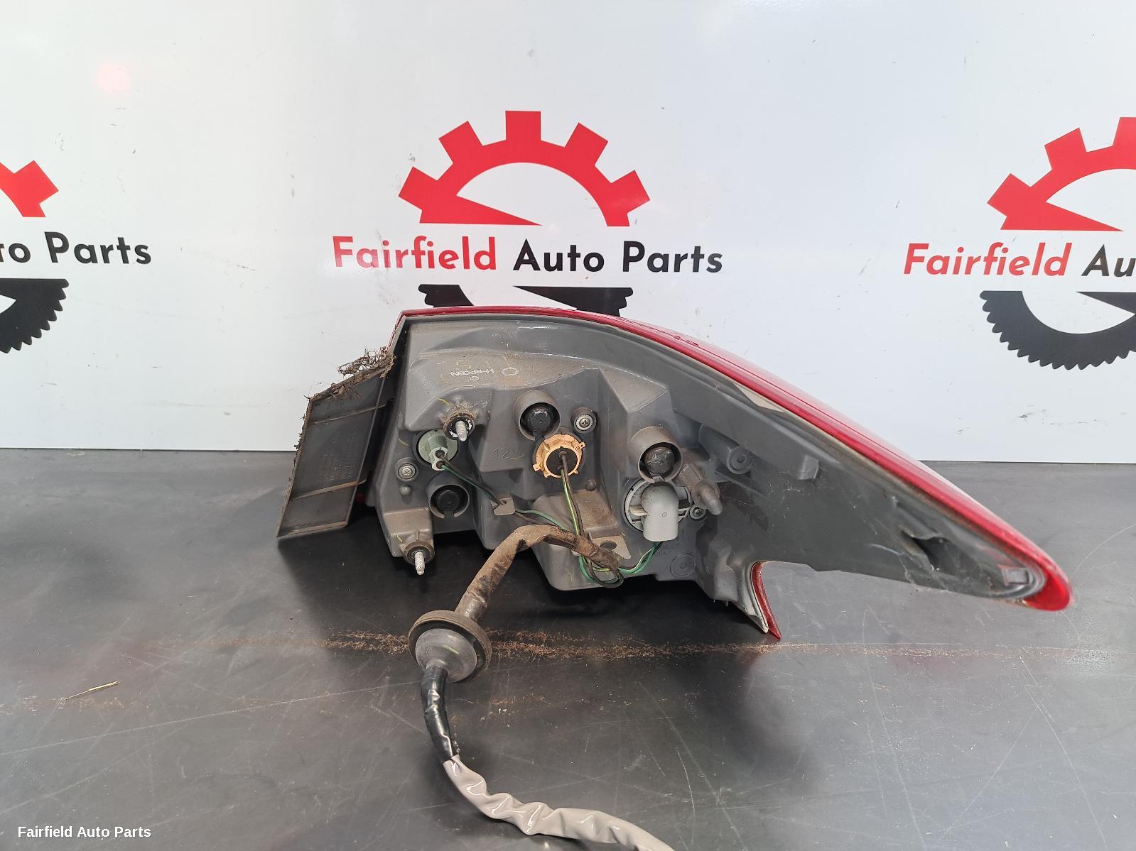 2013 Nissan Pulsar Left Taillight