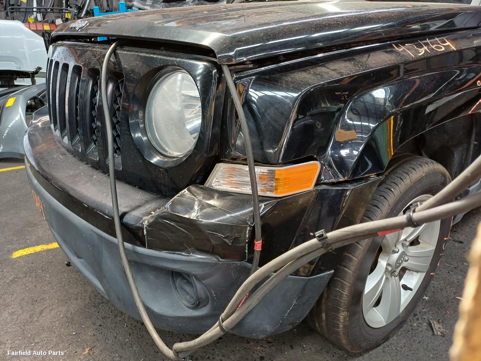 2014 Jeep Patriot Right Rear Door Sliding