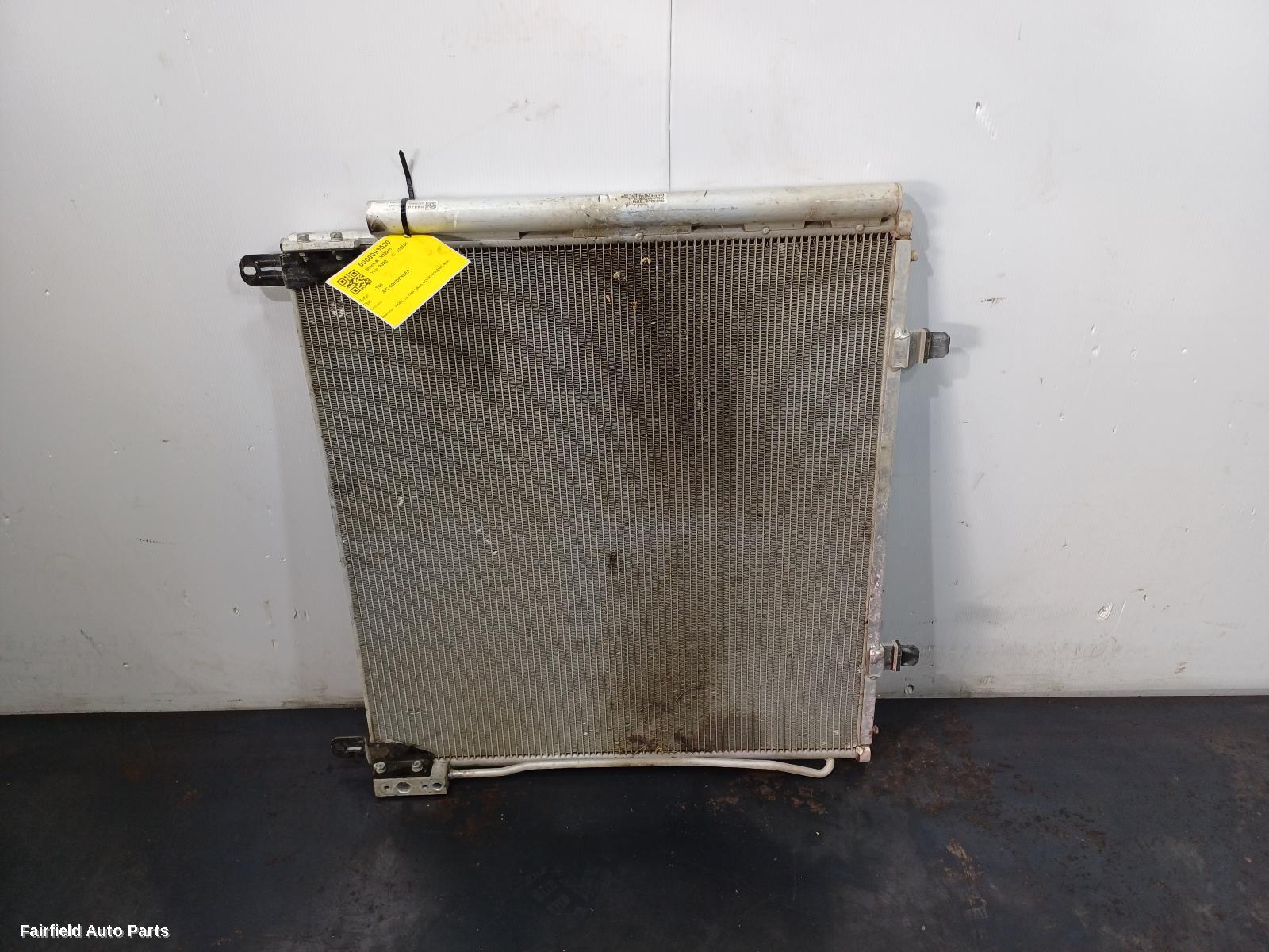 2021-2025 Ldv T60 A C Condenser
