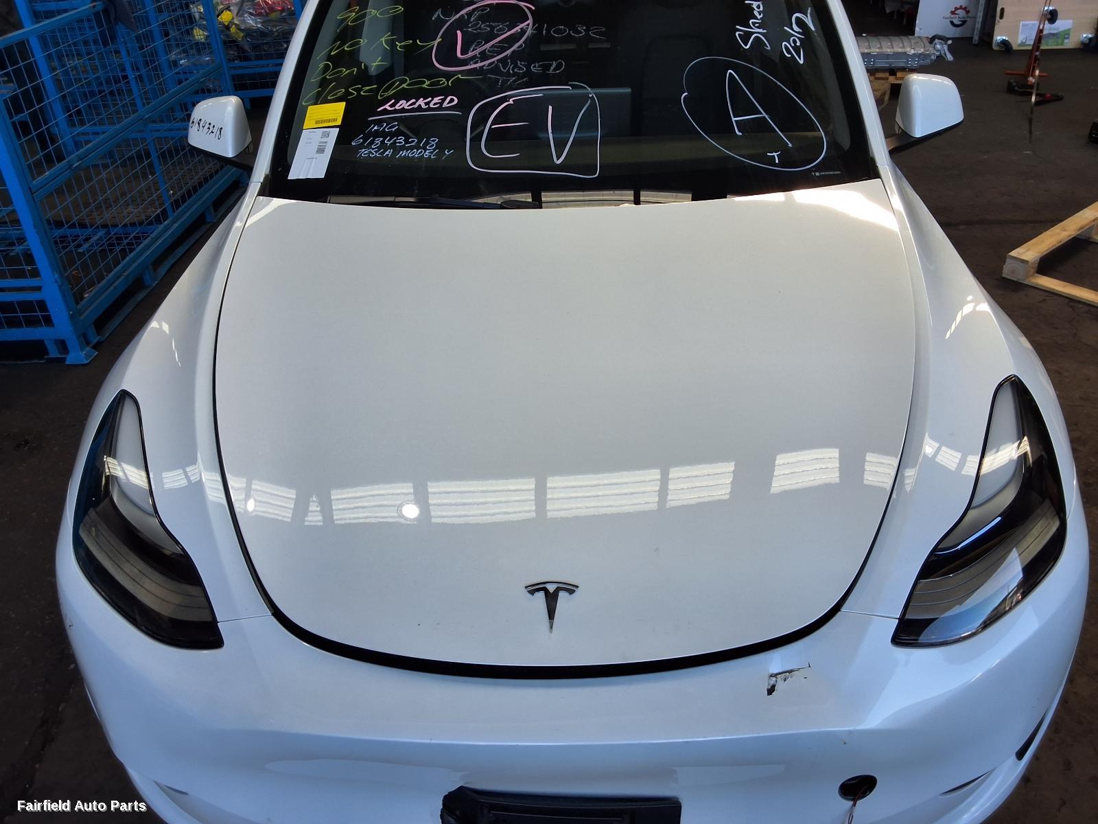 2024 Tesla Model Y Left Taillight