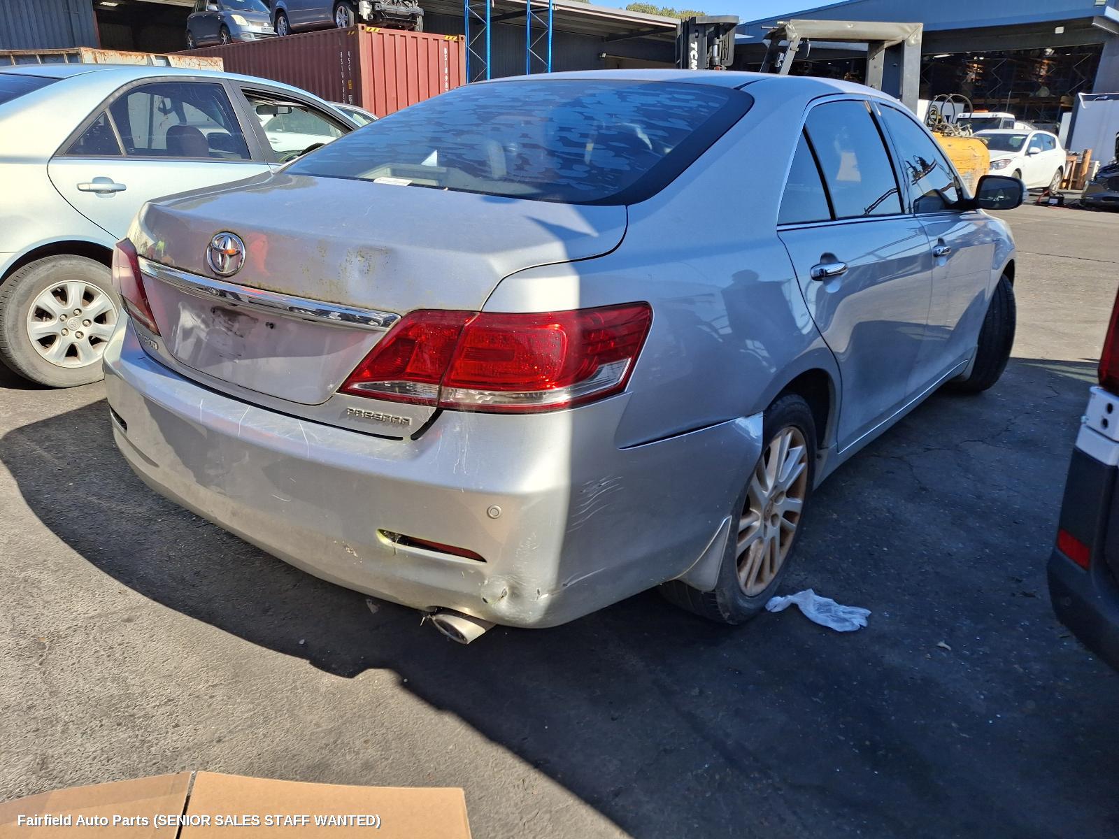 2010 Toyota Aurion Left Headlamp