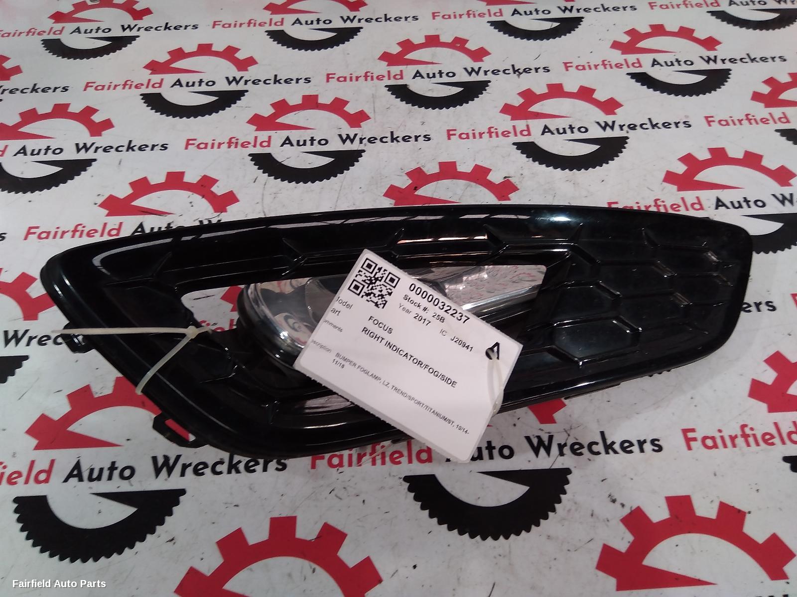 2014-2018 Ford Focus Right Indicator Fog Side