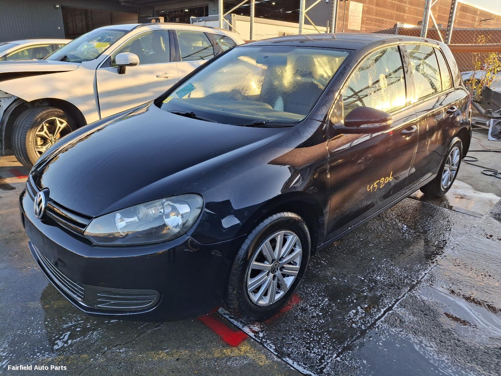 2012 Volkswagen Golf Radiator Support